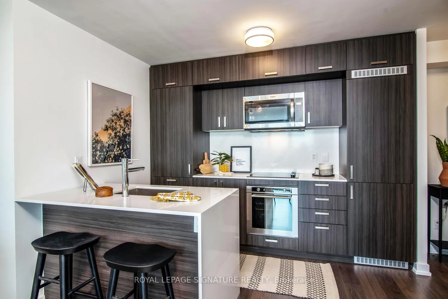 Front of Unit 3407, 18 Erskine Avenue