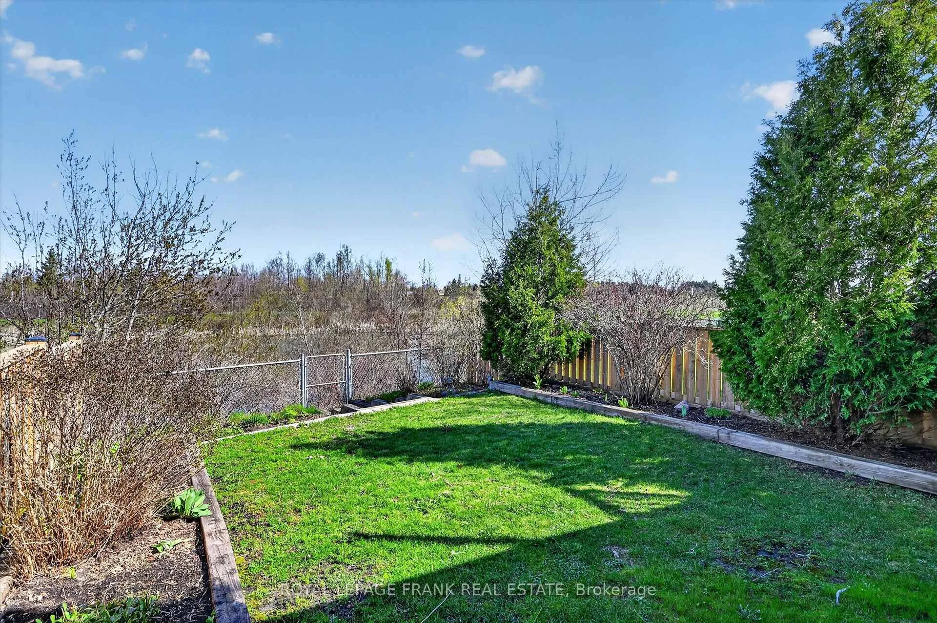 Photo 26 of 1511 Ireland Drive, Peterborough, Monaghan Ward 2 — HOMEH