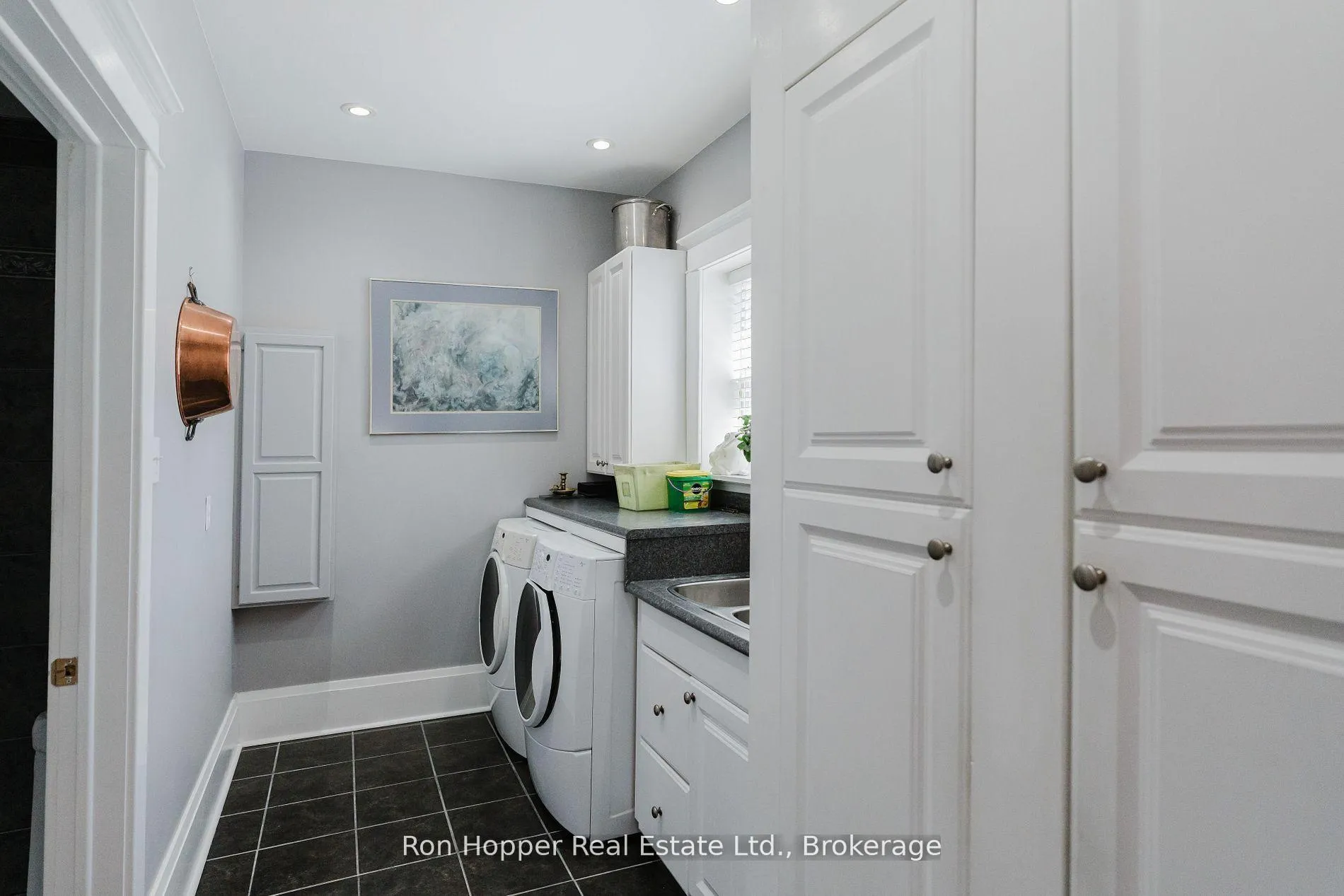 Photo 8 of 525 9th Street E, Owen Sound — HOMEH