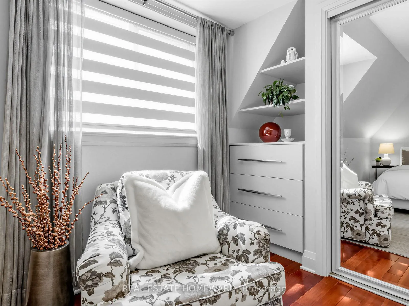 Photo 31 of 199 Lee Avenue, Toronto, The Beaches — HOMEH