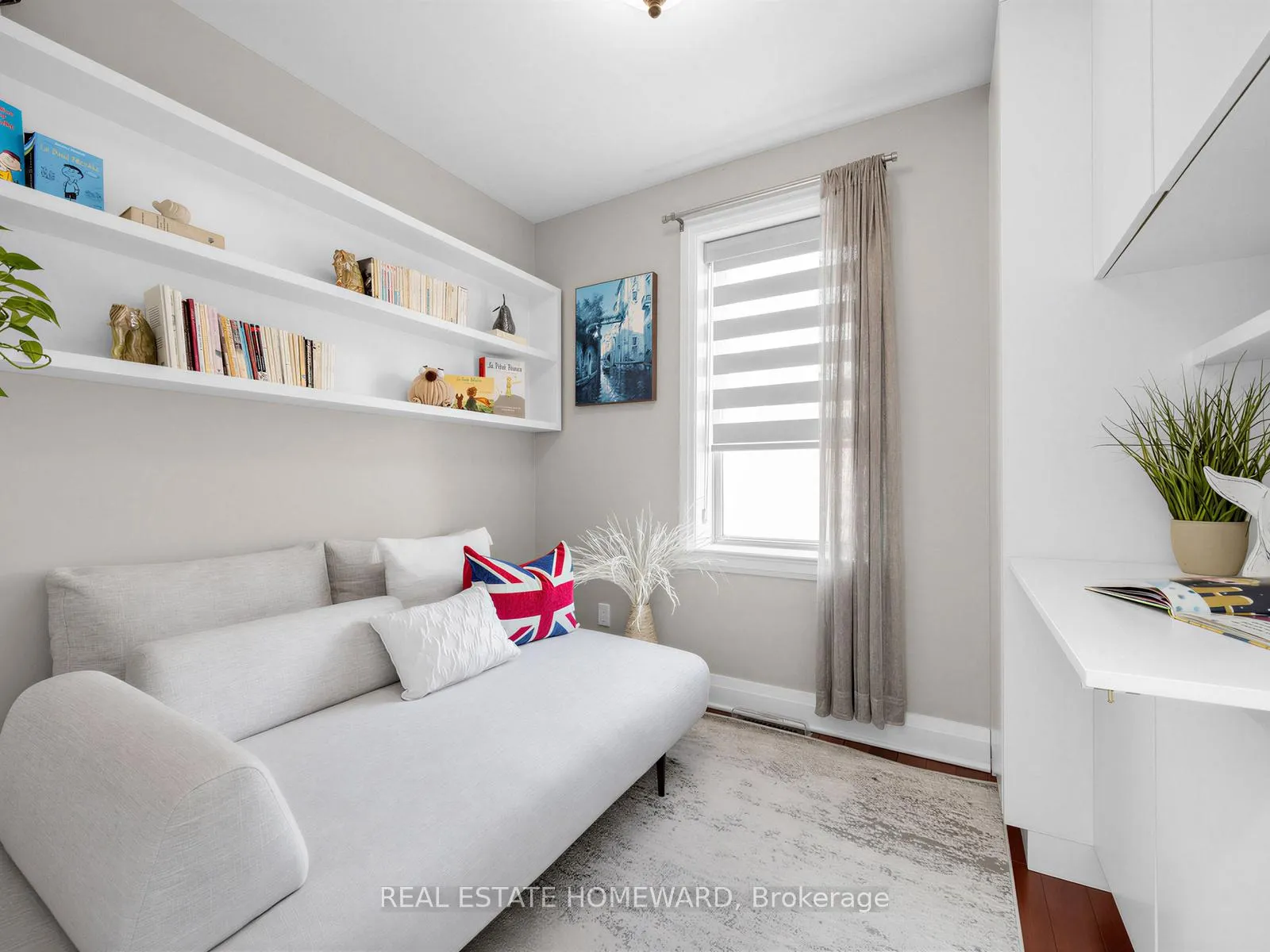 Photo 34 of 199 Lee Avenue, Toronto, The Beaches — HOMEH