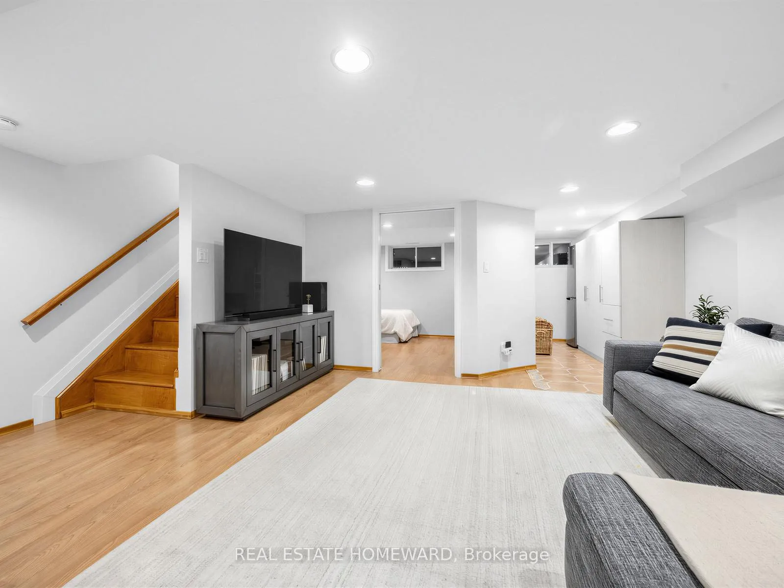 Photo 36 of 199 Lee Avenue, Toronto, The Beaches — HOMEH