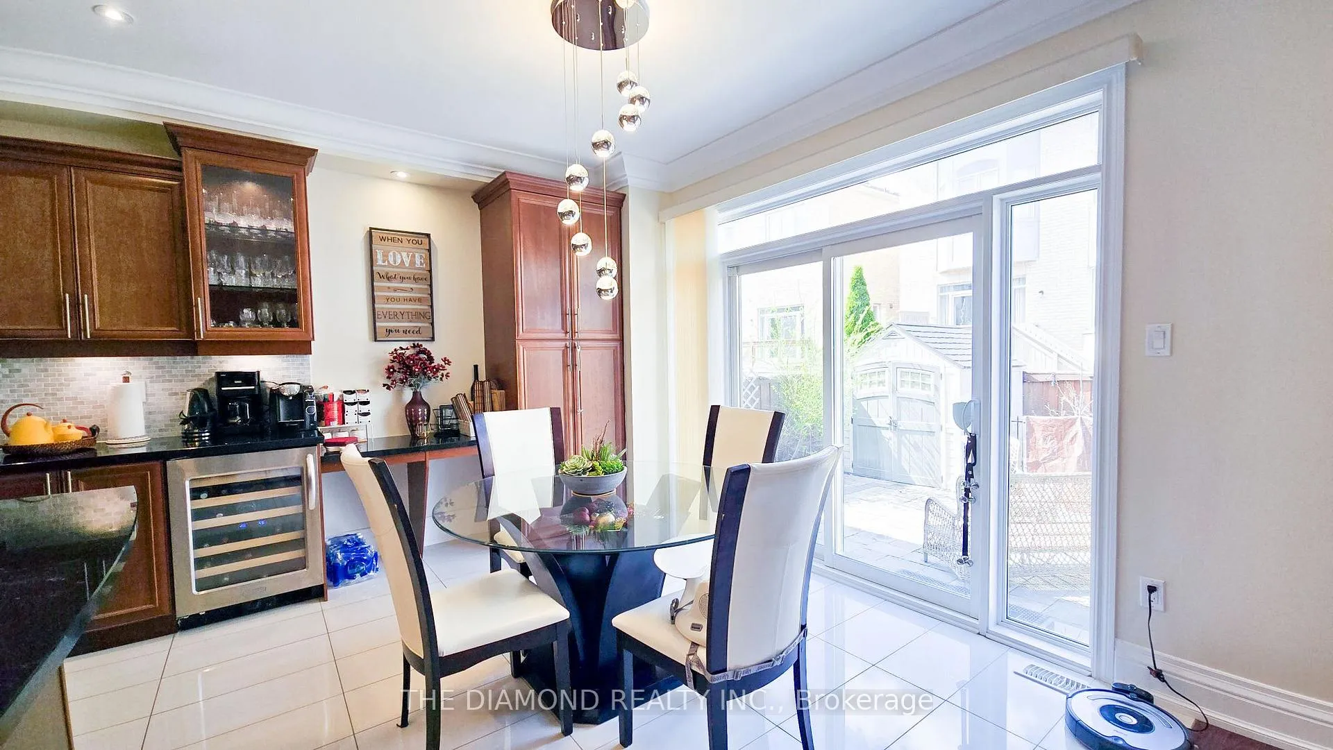 Photo 10 of 114 Chatfield Drive, Vaughan, West Woodbridge — HOMEH