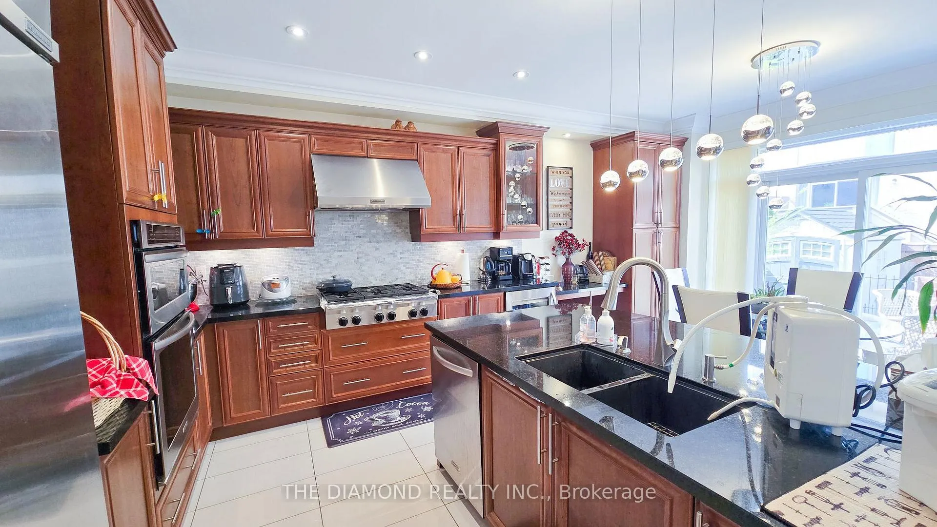 Photo 12 of 114 Chatfield Drive, Vaughan, West Woodbridge — HOMEH