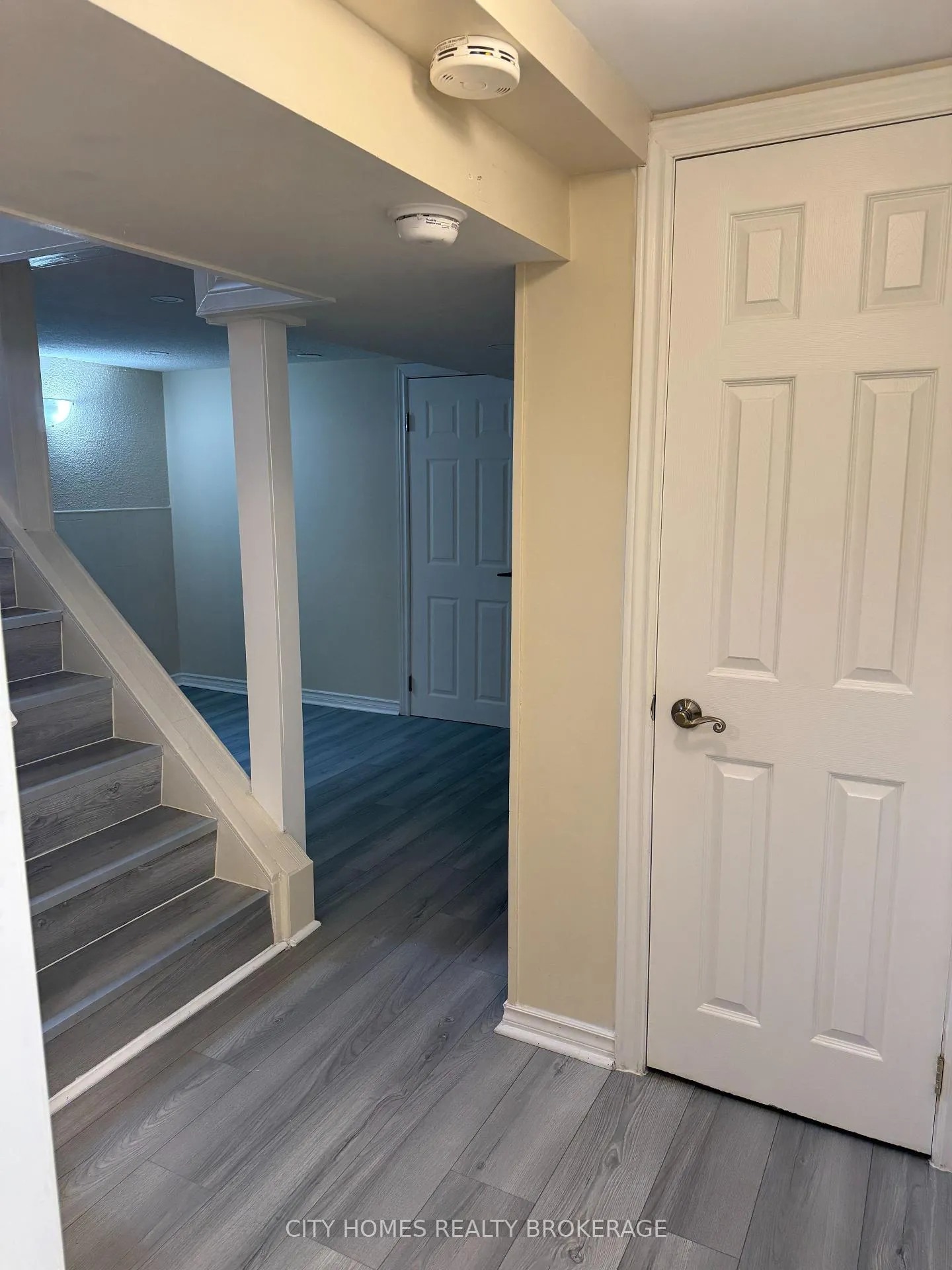 Photo 16 of 4914 Kentucky Court E, Niagara Falls, Ascot — HOMEH