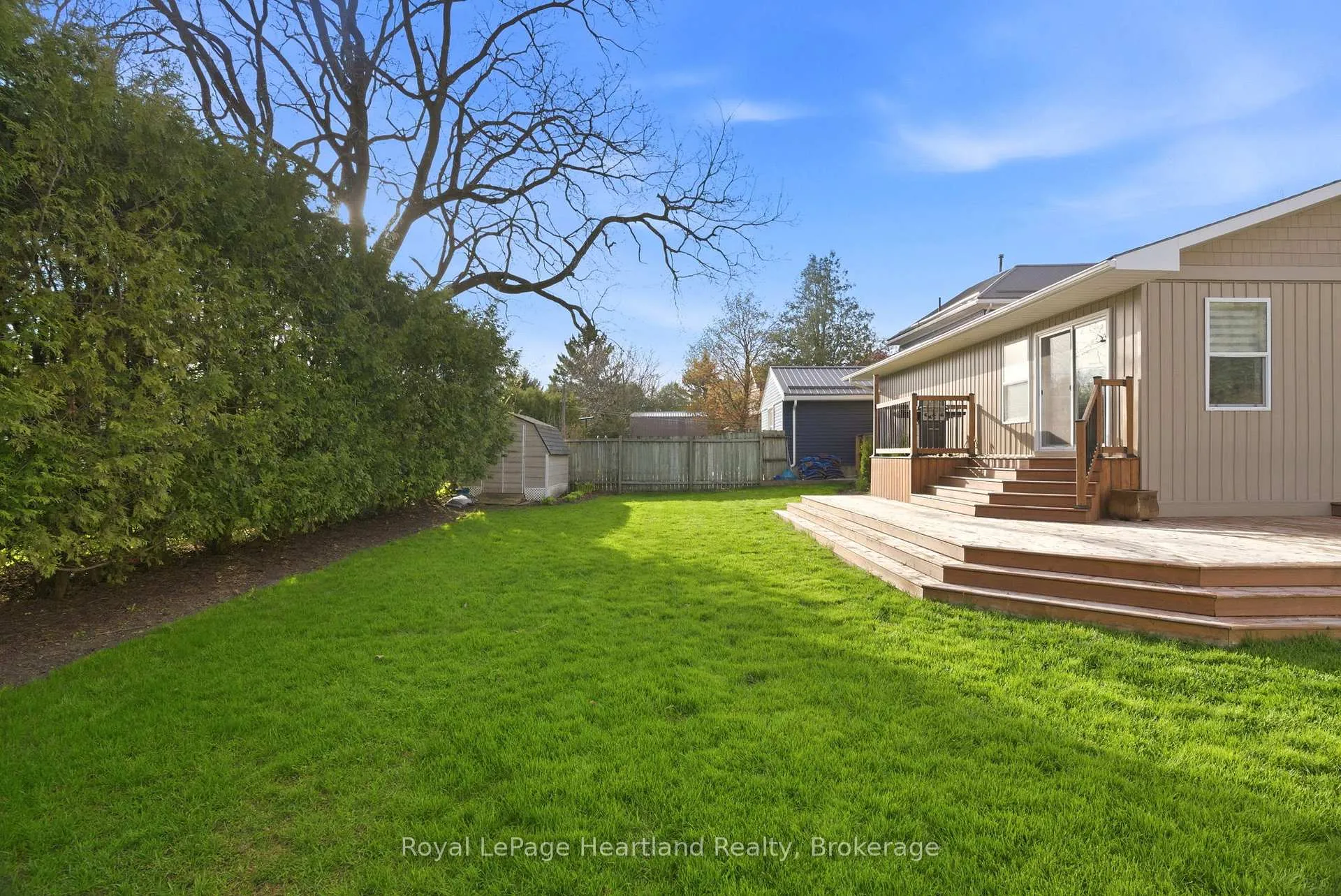 Photo 34 of 208 Ontario Street, Central Huron, Clinton — HOMEH