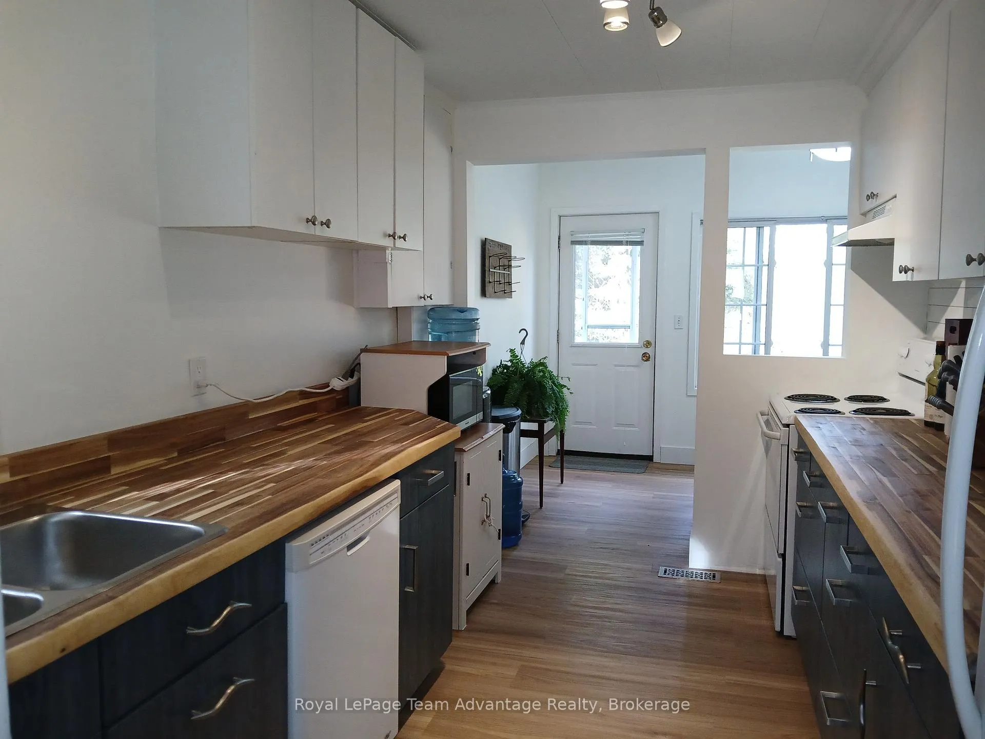 Photo 21 of 3 Riverdale Road, Parry Sound — HOMEH