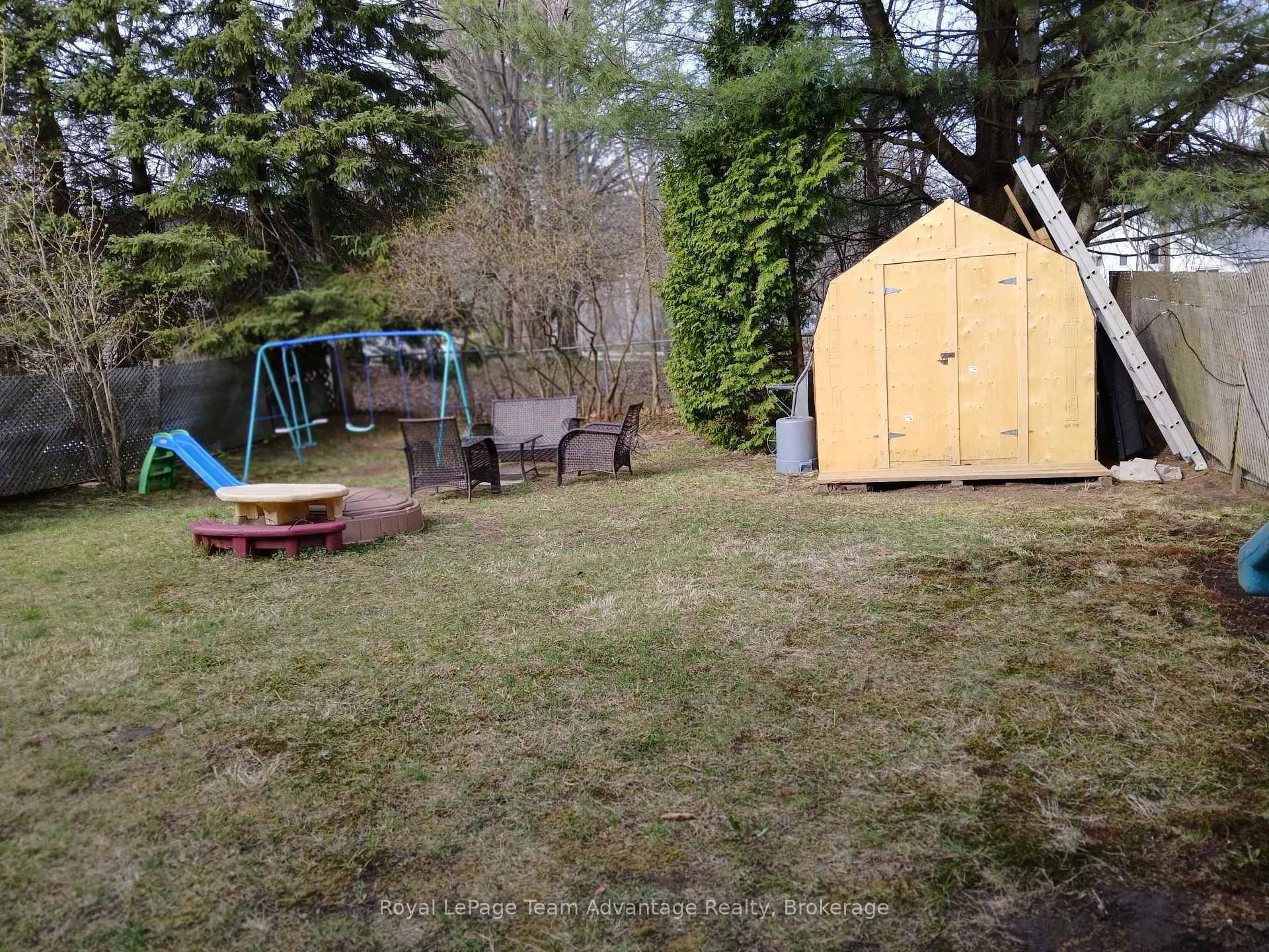 Photo 32 of 3 Riverdale Road, Parry Sound — HOMEH