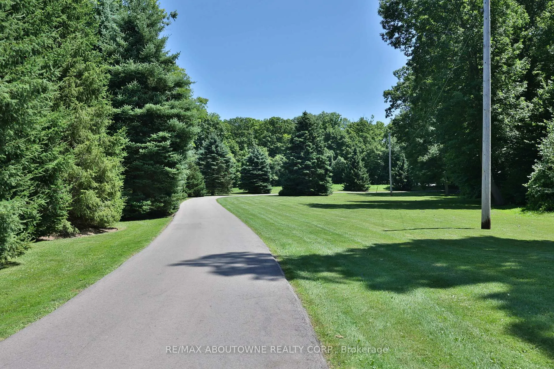 Photo 46 of 1270 1 Side Road, Burlington, Tyandaga — HOMEH