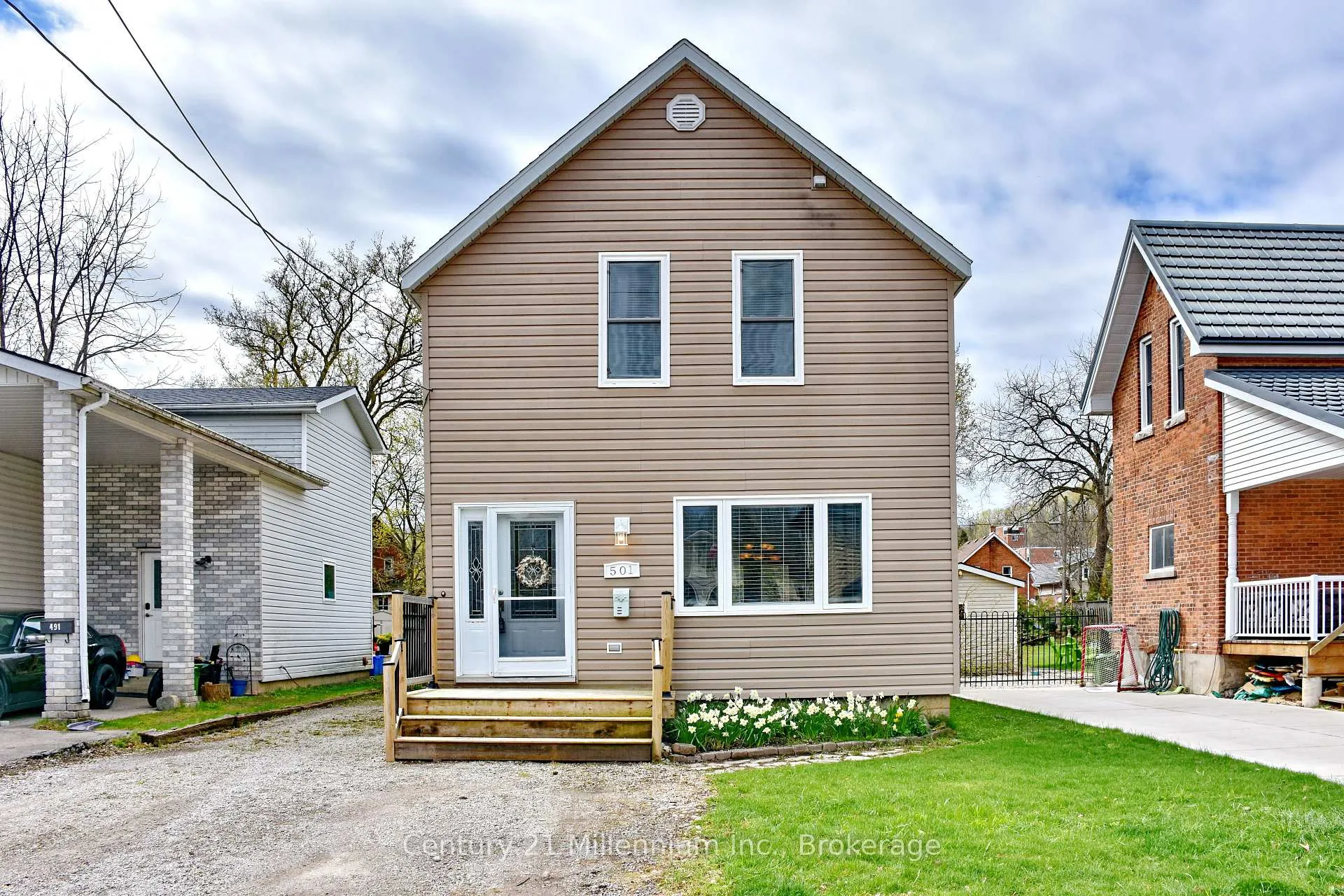 Front of 501 14th Street W