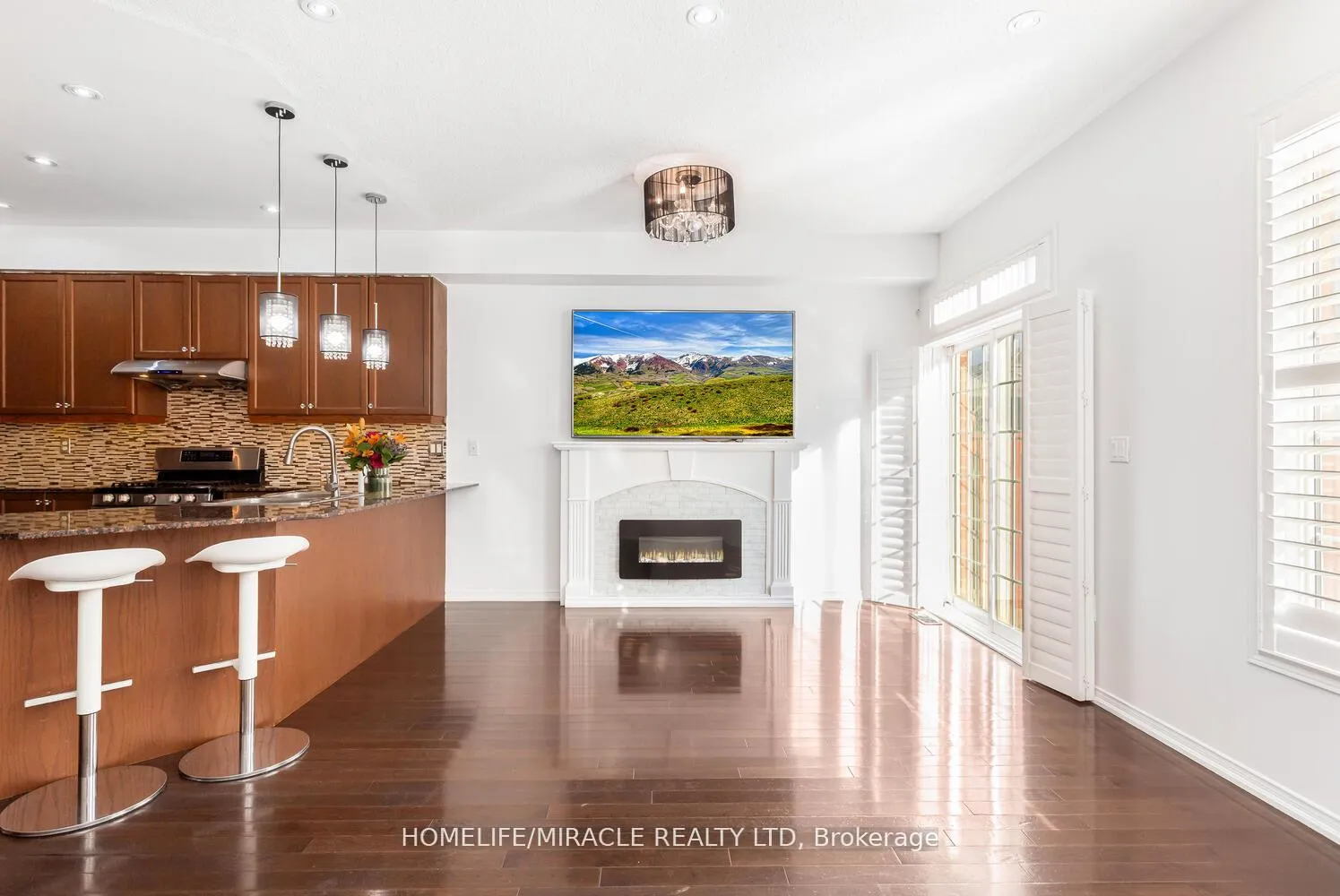 Photo 8 of Unit 58, 745 Farmstead Drive, Milton, Willmott — HOMEH