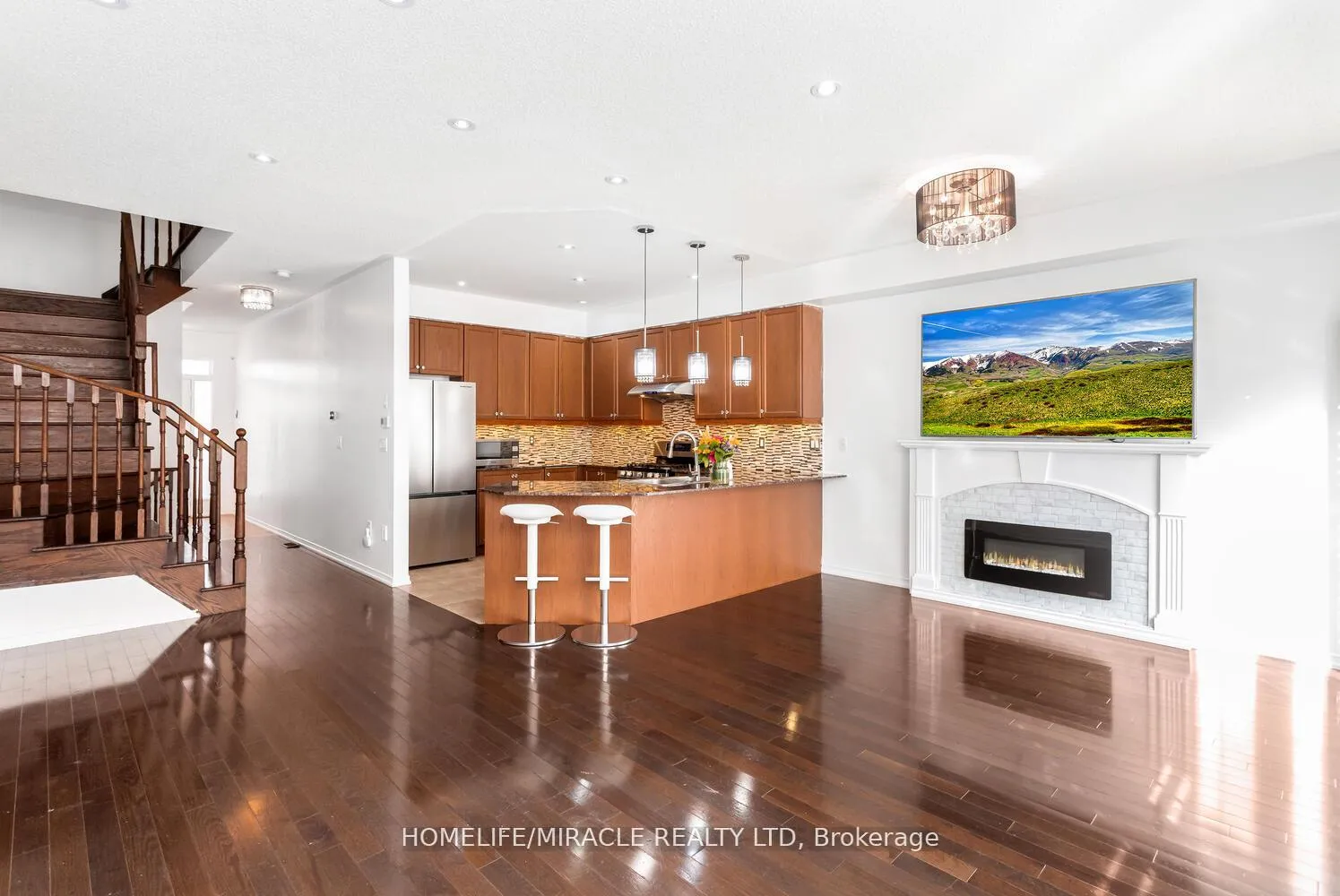 Photo 12 of Unit 58, 745 Farmstead Drive, Milton, Willmott — HOMEH