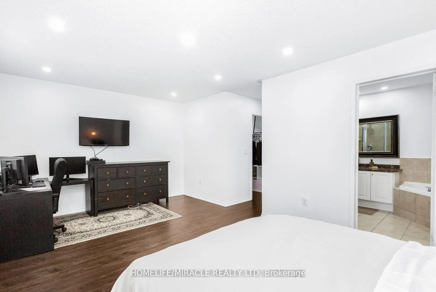Photo 23 of Unit 58, 745 Farmstead Drive, Milton, Willmott — HOMEH