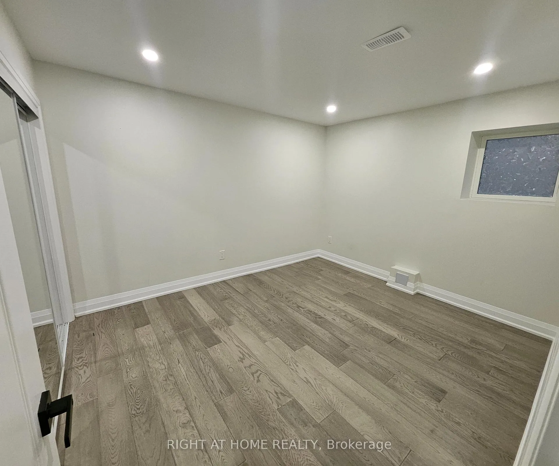Photo 11 of Unit Basement, 85 Onyx Court, Hamilton, Chappel — HOMEH