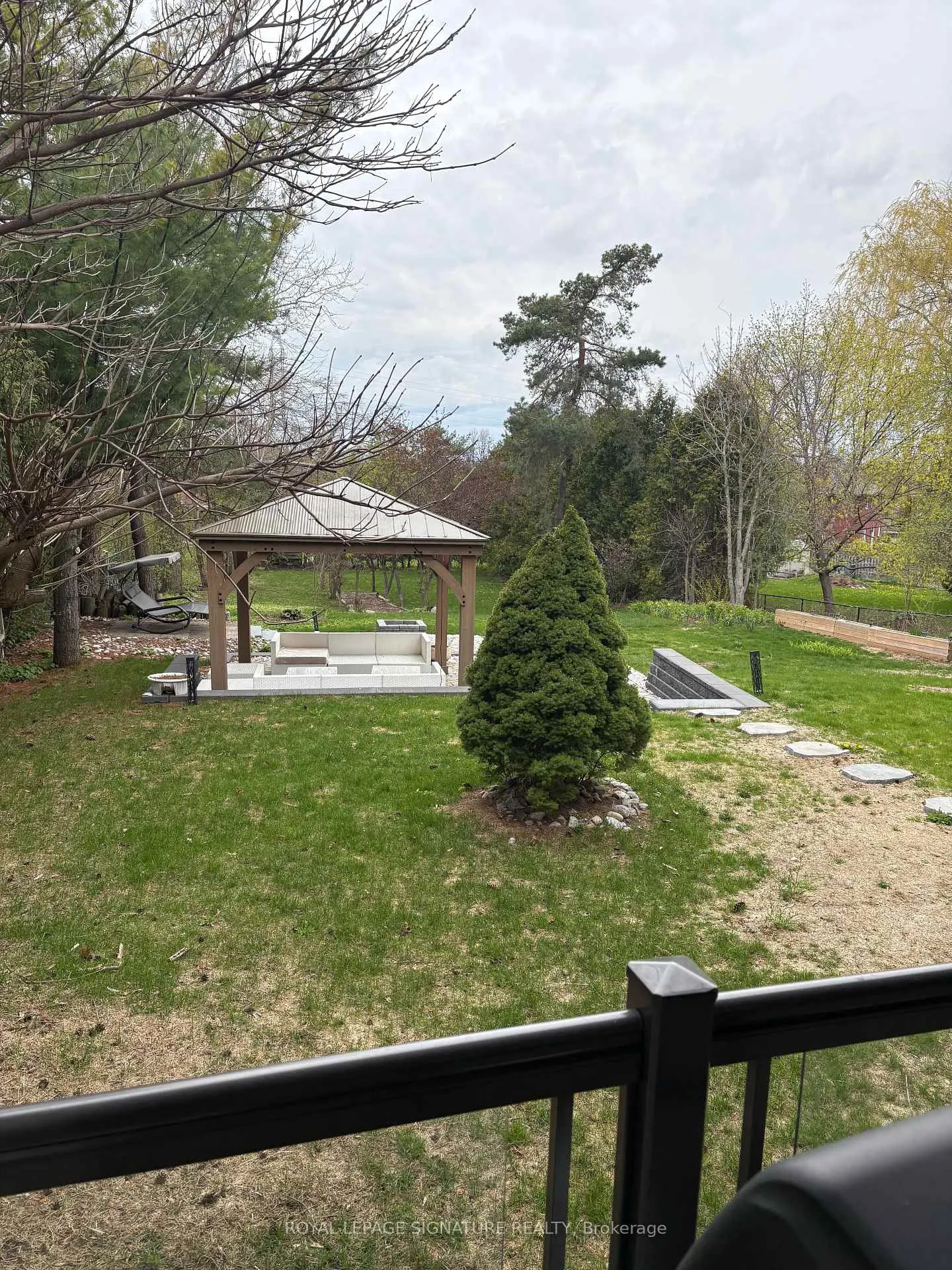 Photo 15 of Unit Bsmt, 134 Elizabeth Crescent N, Whitby, Blue Grass Meadows — HOMEH
