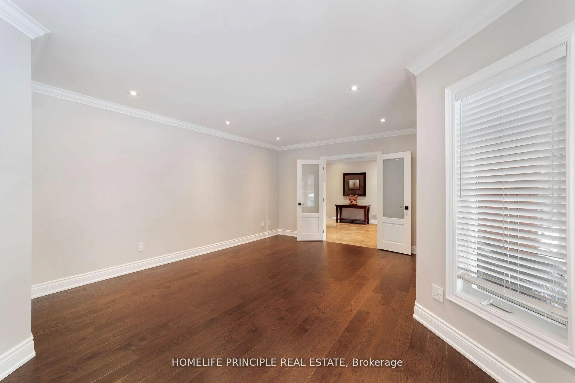 Photo 9 of 510 Westridge Drive, Vaughan, Kleinburg — HOMEH