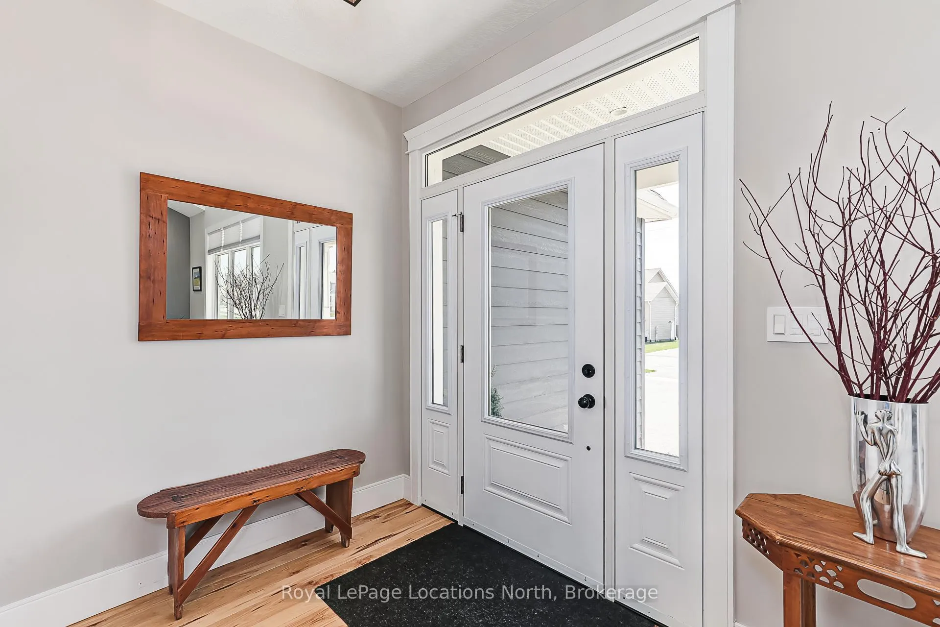 Photo 6 of 109 Findlay Drive, Collingwood — HOMEH