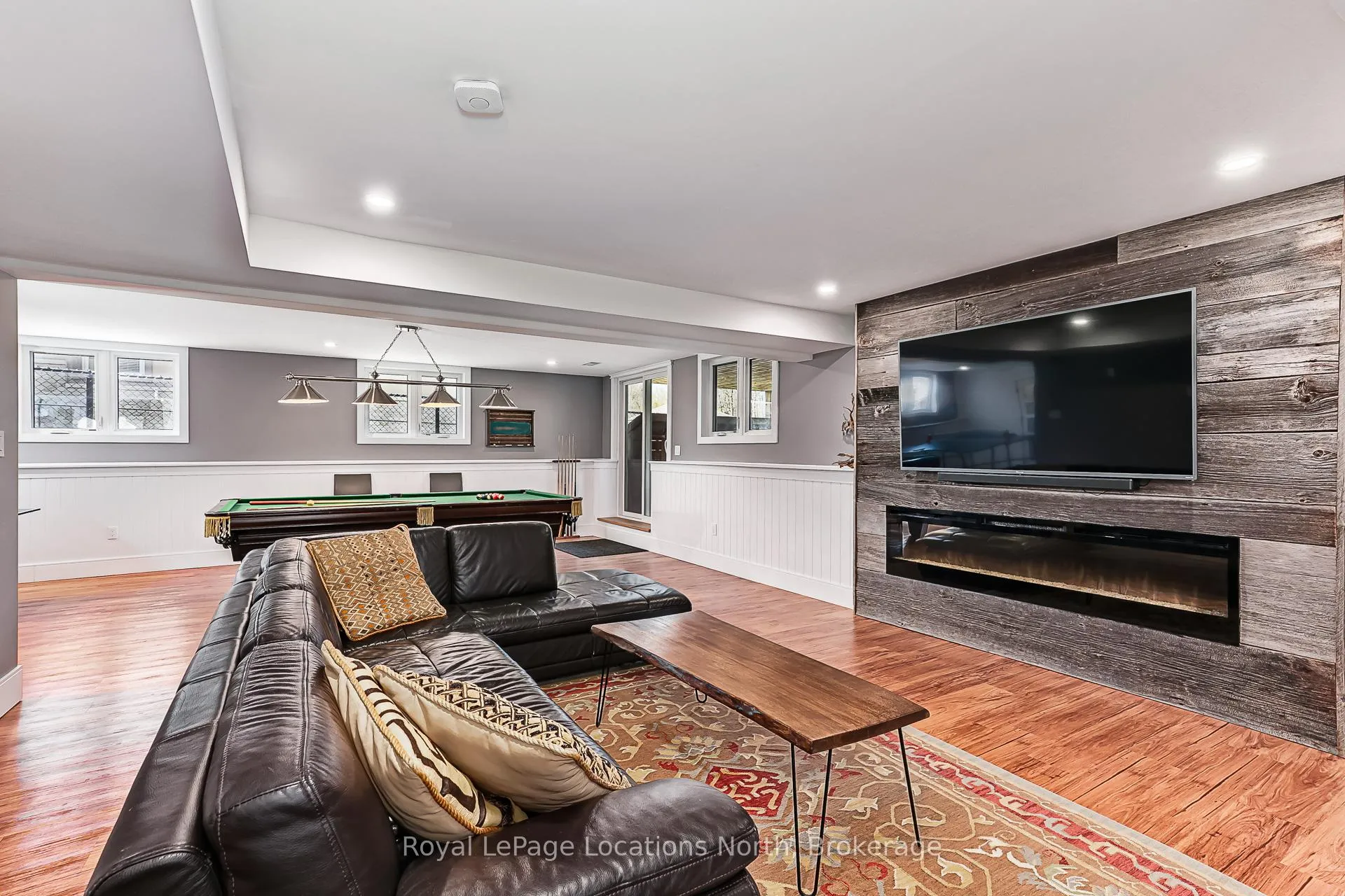 Photo 33 of 109 Findlay Drive, Collingwood — HOMEH