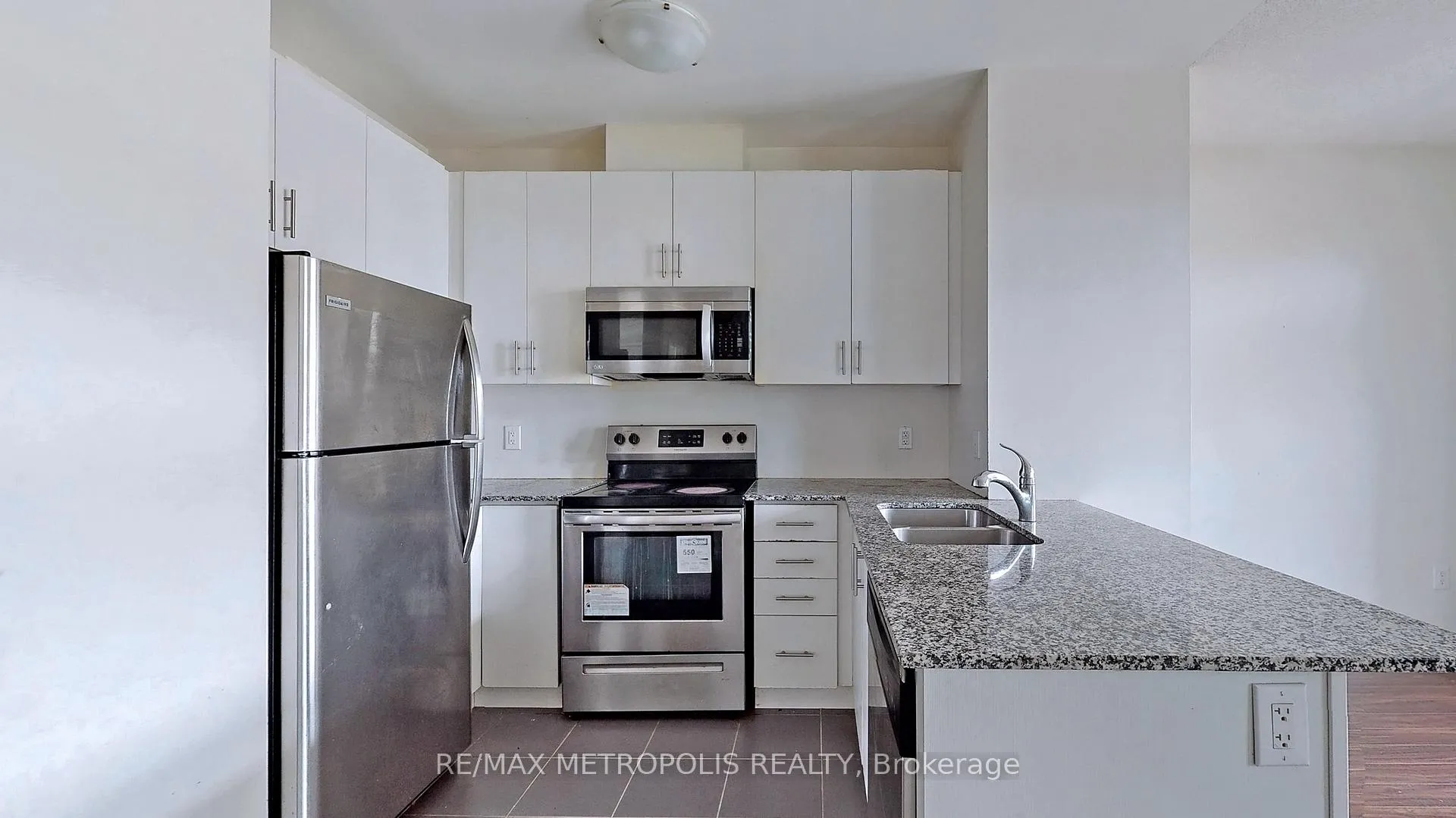 Photo 14 of Unit 106, 7325 Markham Road, Markham, Cedarwood — HOMEH