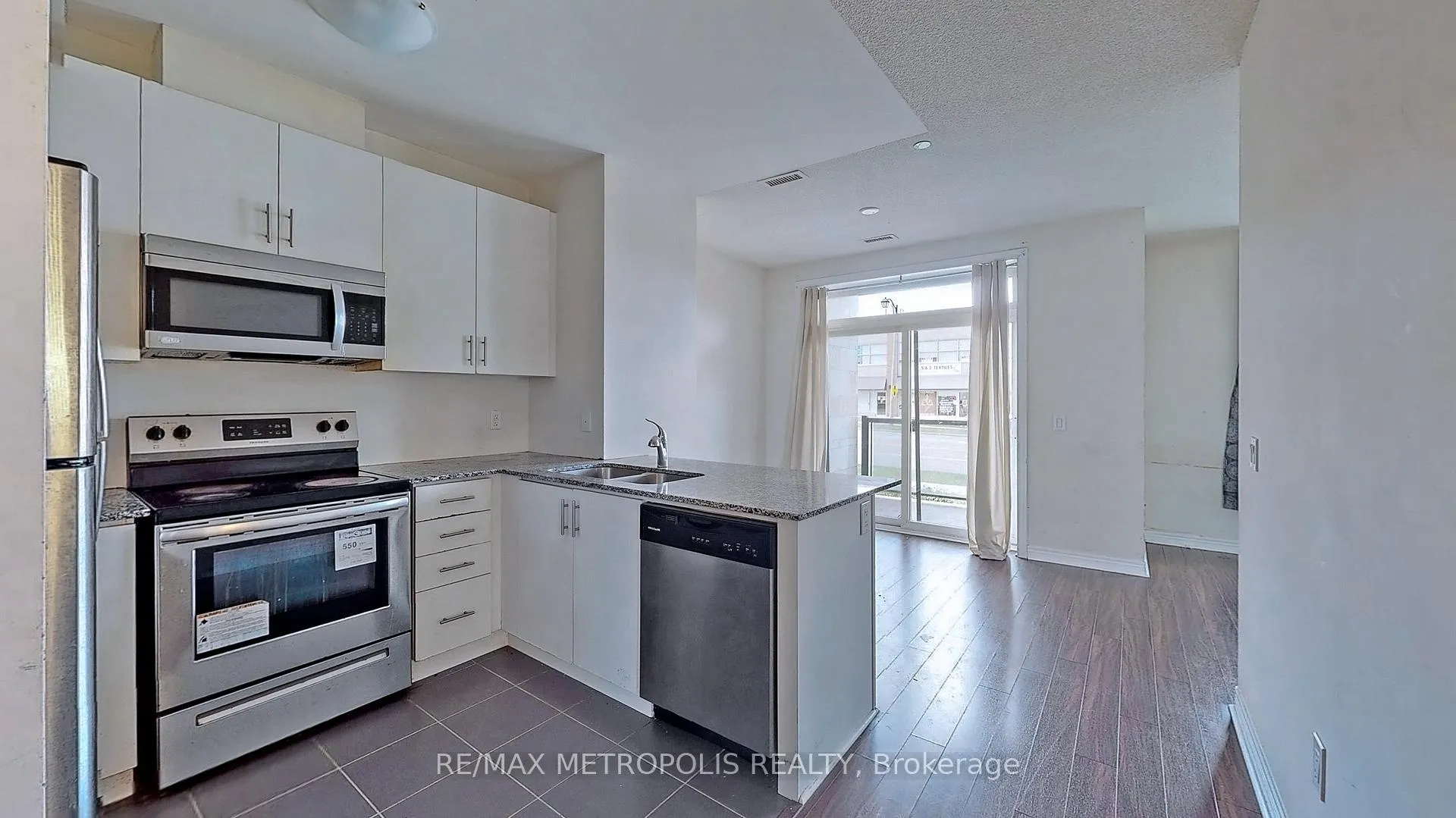 Photo 15 of Unit 106, 7325 Markham Road, Markham, Cedarwood — HOMEH