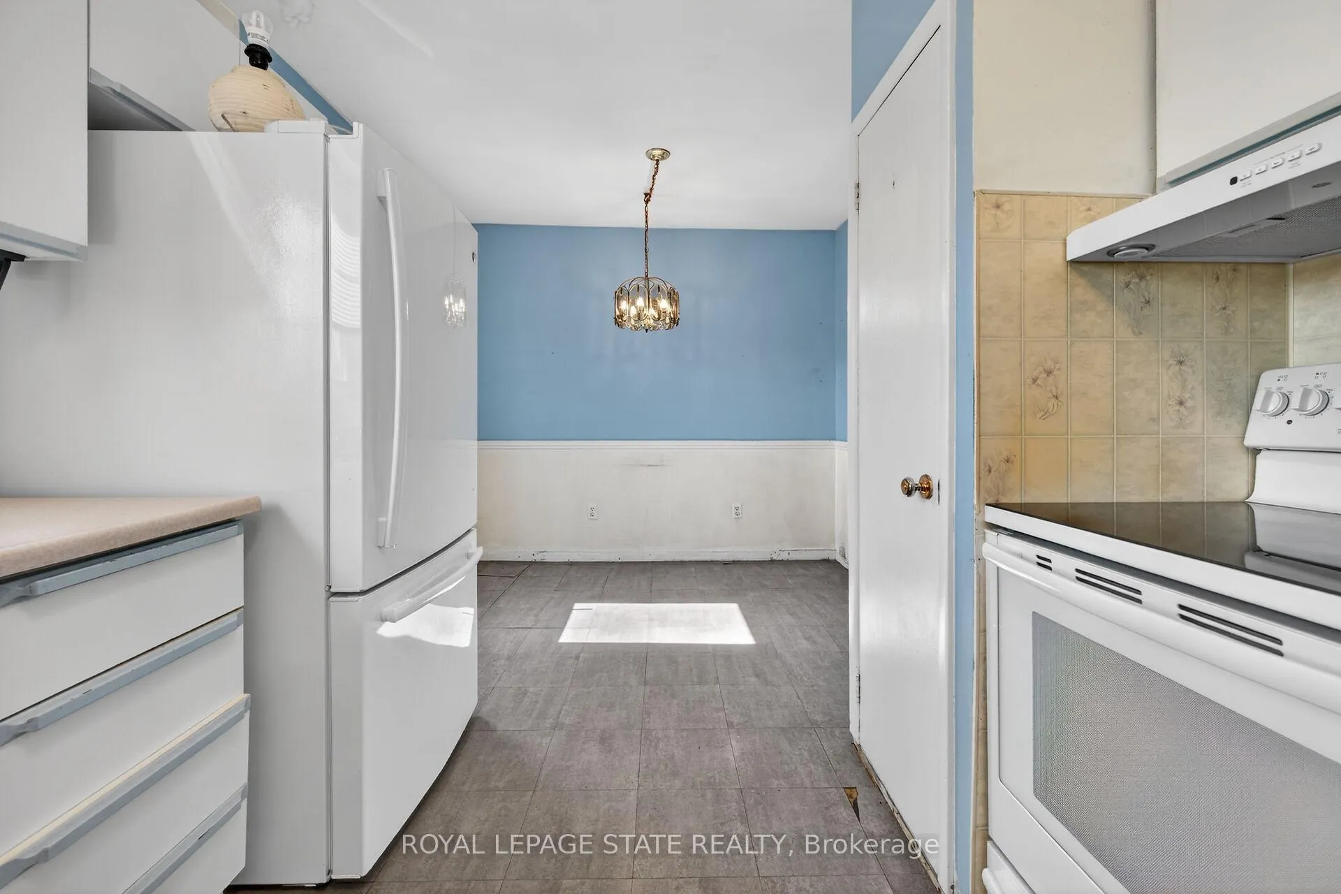 Photo 10 of 227 West 19th Street, Hamilton, Buchanan — HOMEH