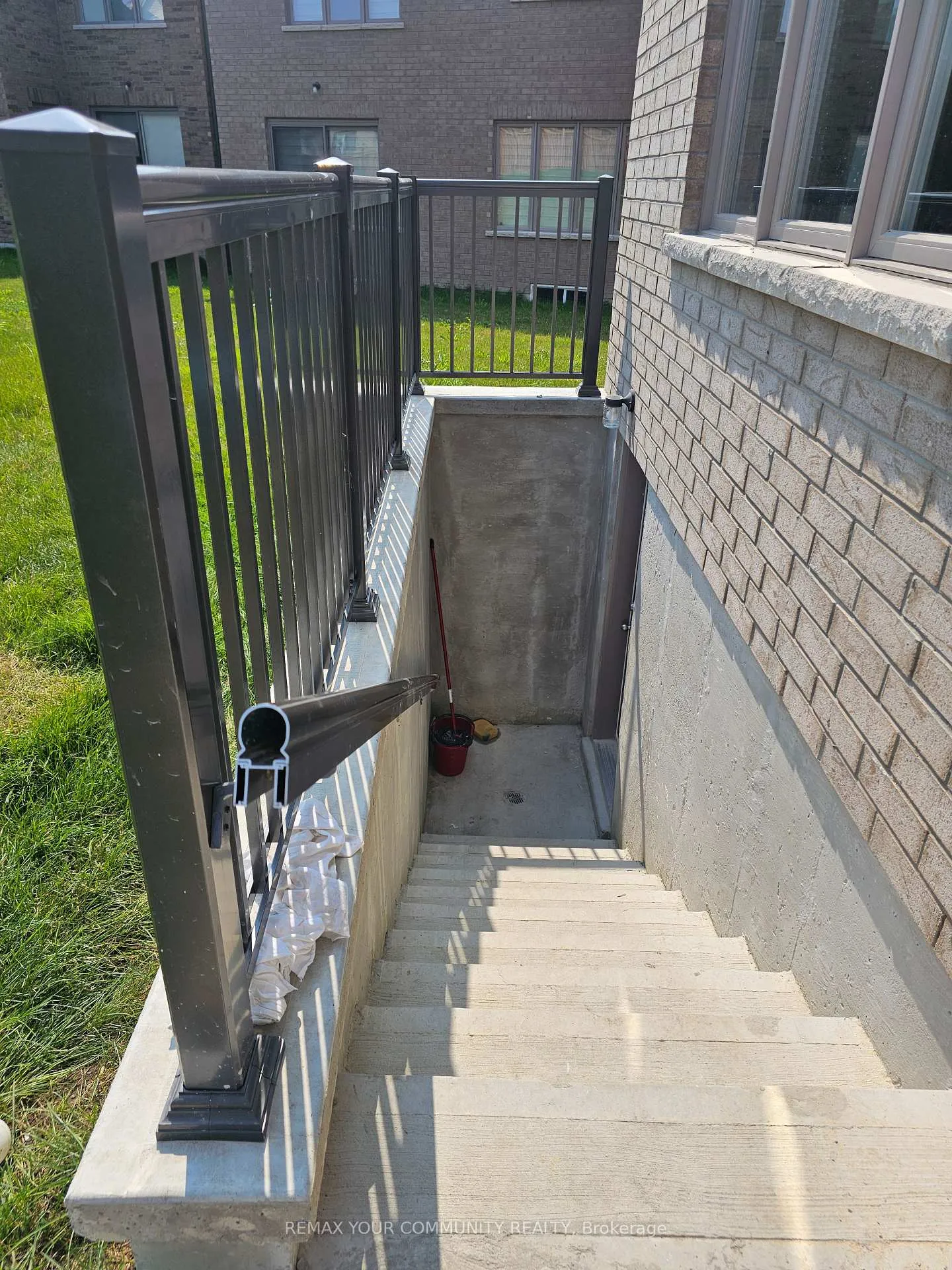 Front of Unit BSMT, 226 Miyako Court