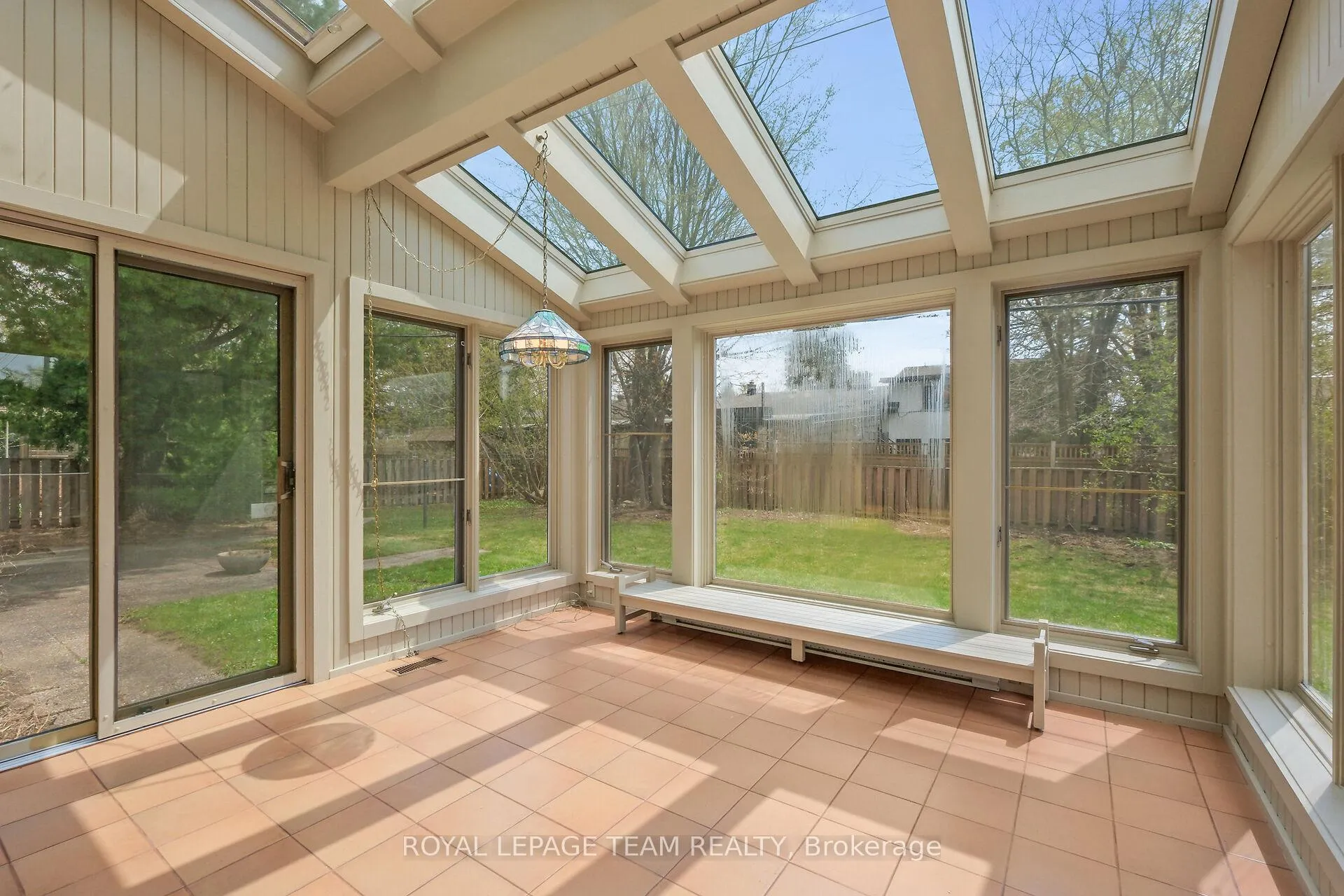 Photo 13 of 1358 Dowler Avenue, Ottawa, Alta Vista — HOMEH