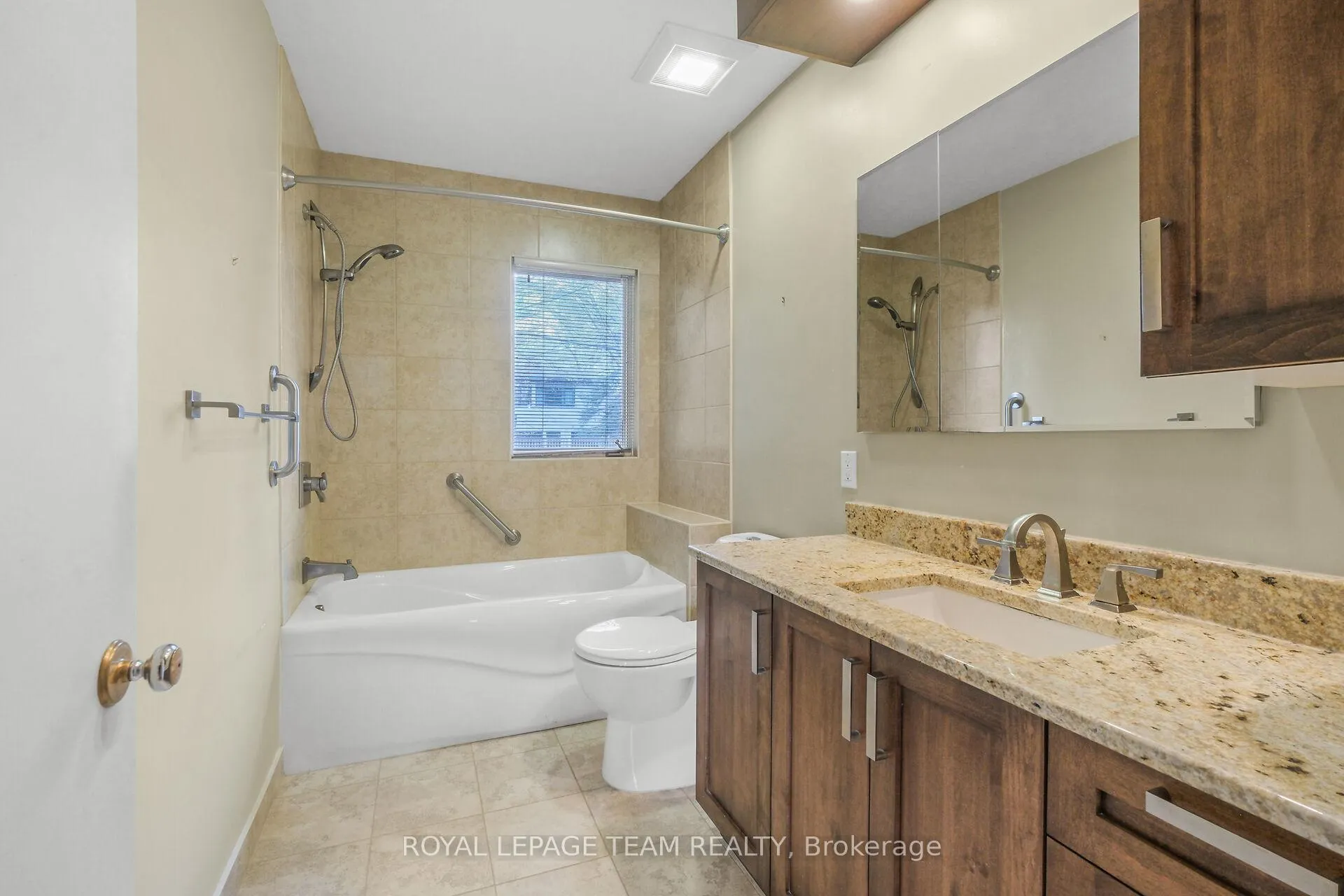 Photo 27 of 1358 Dowler Avenue, Ottawa, Alta Vista — HOMEH
