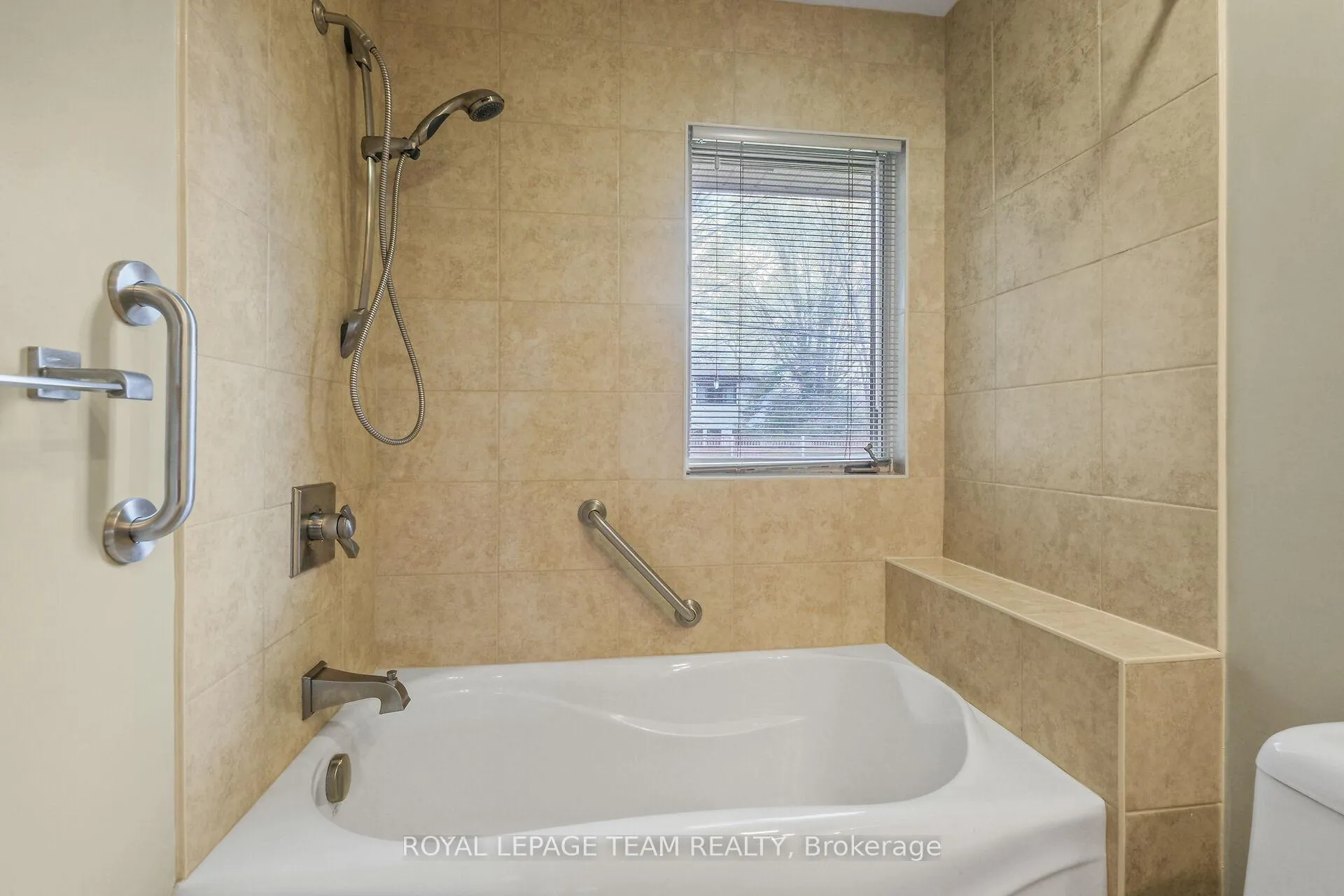 Photo 28 of 1358 Dowler Avenue, Ottawa, Alta Vista — HOMEH