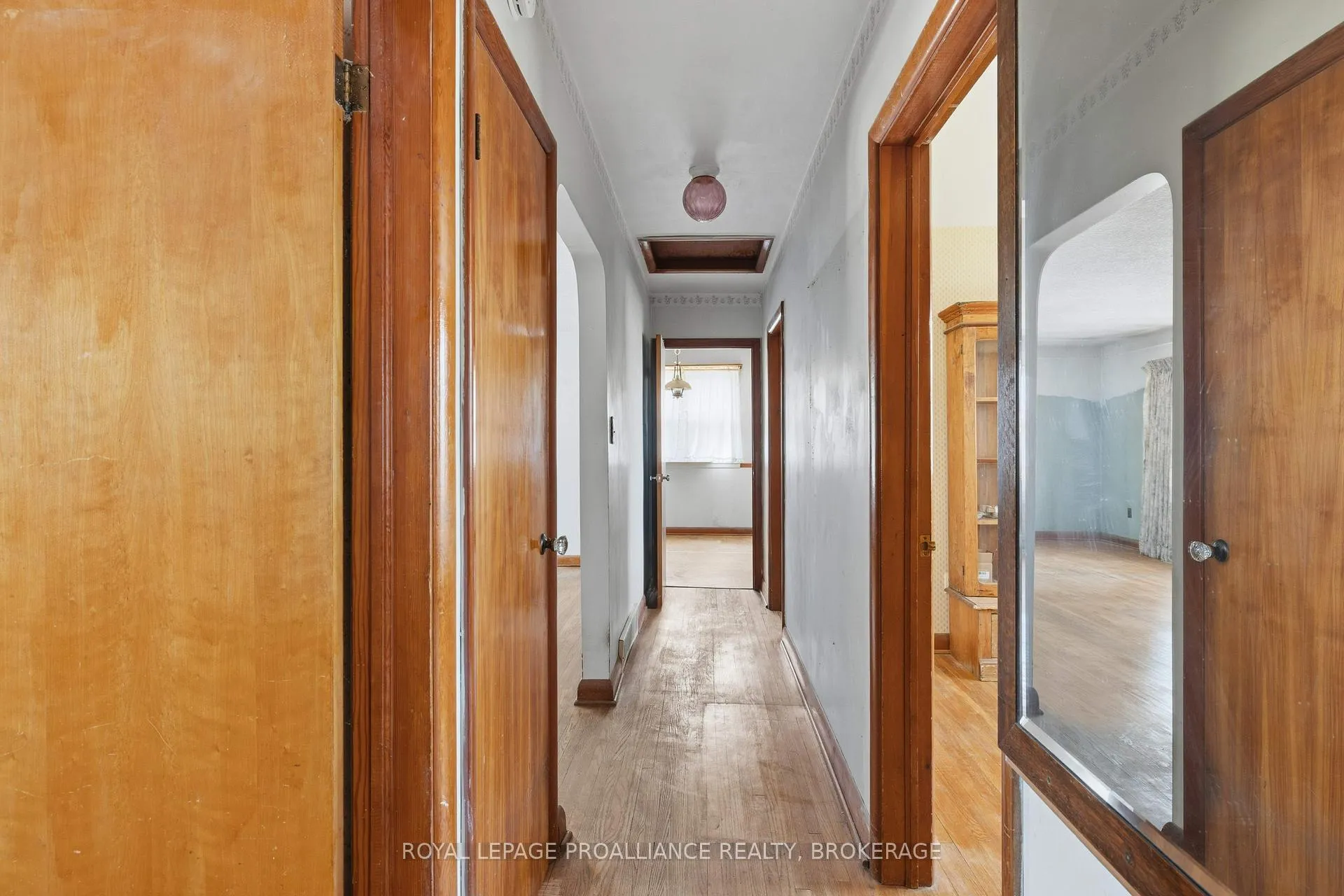 Photo 9 of 287 McEwen Drive, Kingston, City Southwest — HOMEH