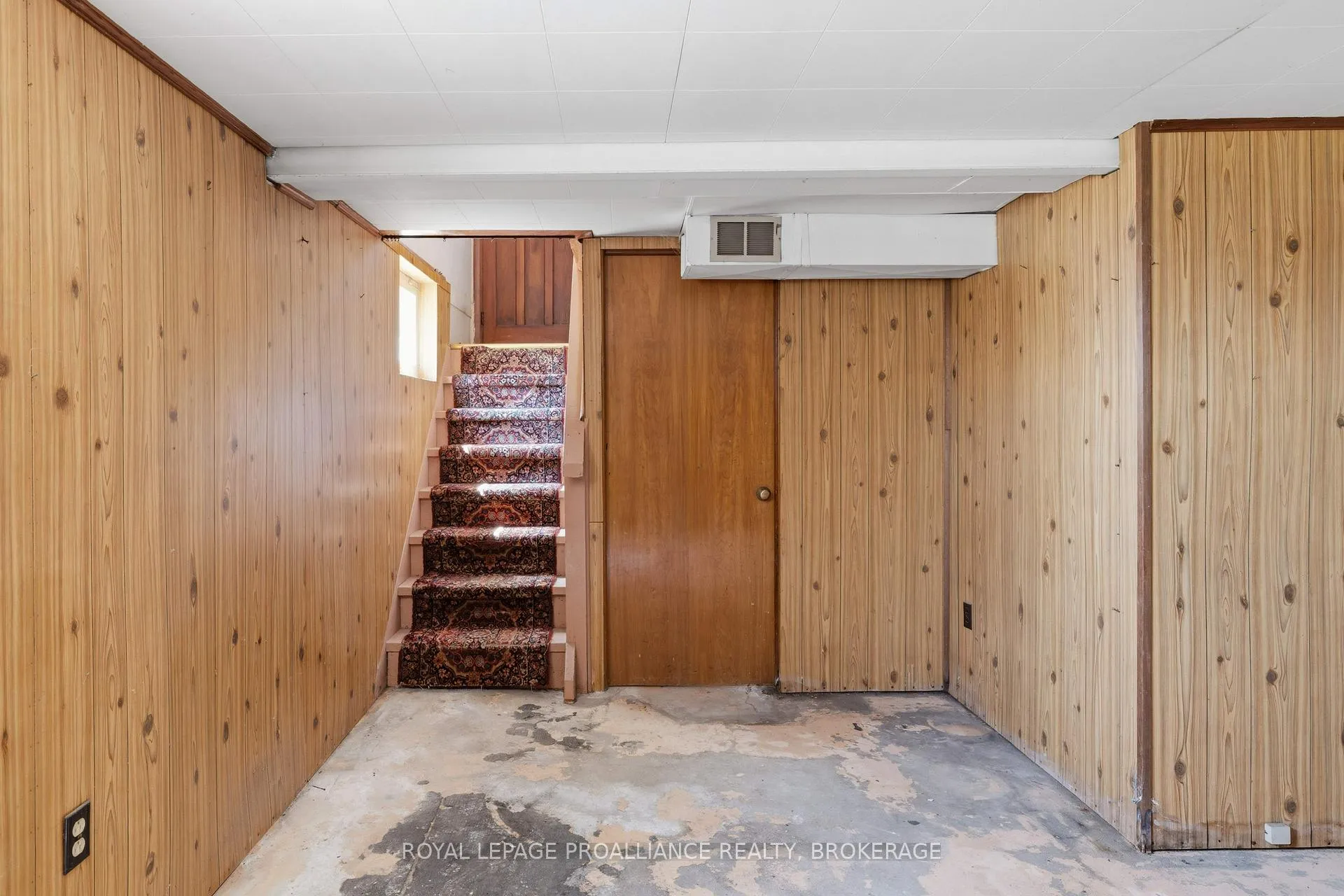 Photo 15 of 287 McEwen Drive, Kingston, City Southwest — HOMEH