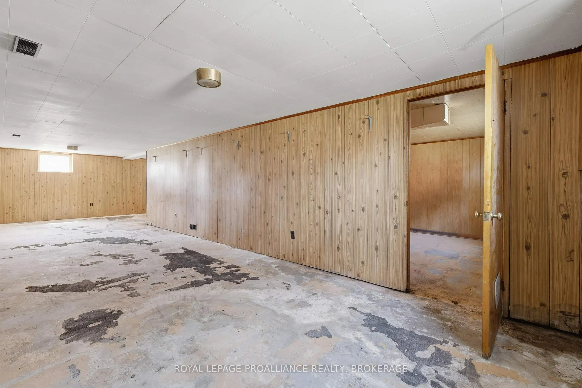 Photo 19 of 287 McEwen Drive, Kingston, City Southwest — HOMEH