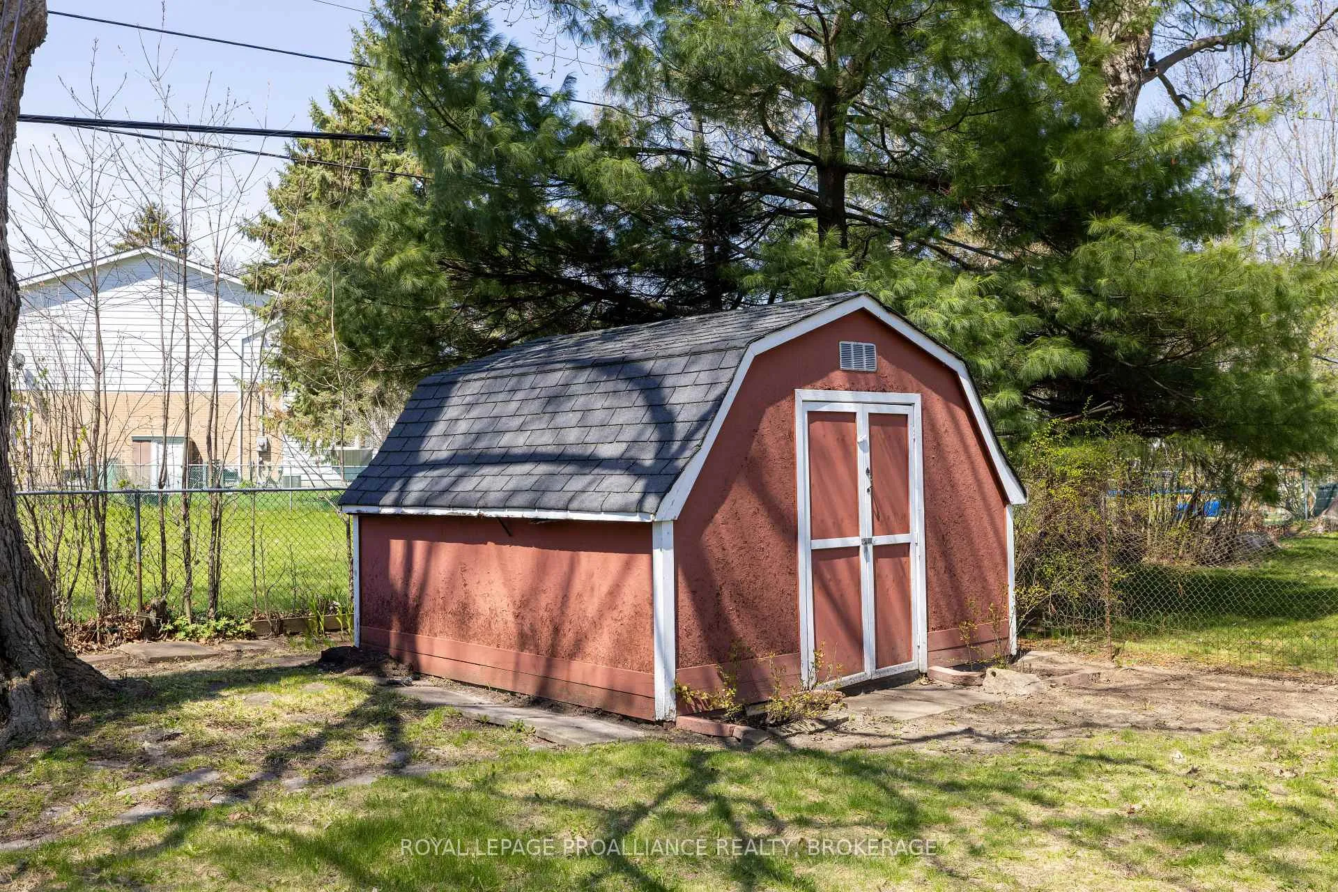 Photo 24 of 287 McEwen Drive, Kingston, City Southwest — HOMEH