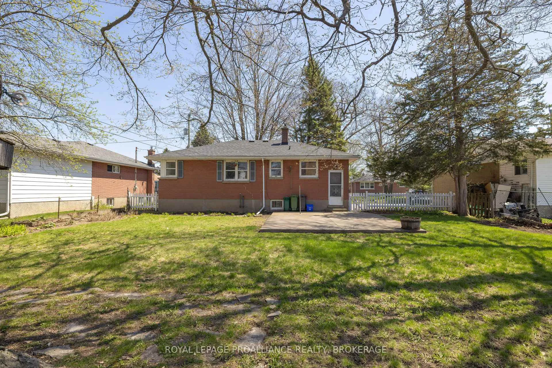 Photo 26 of 287 McEwen Drive, Kingston, City Southwest — HOMEH