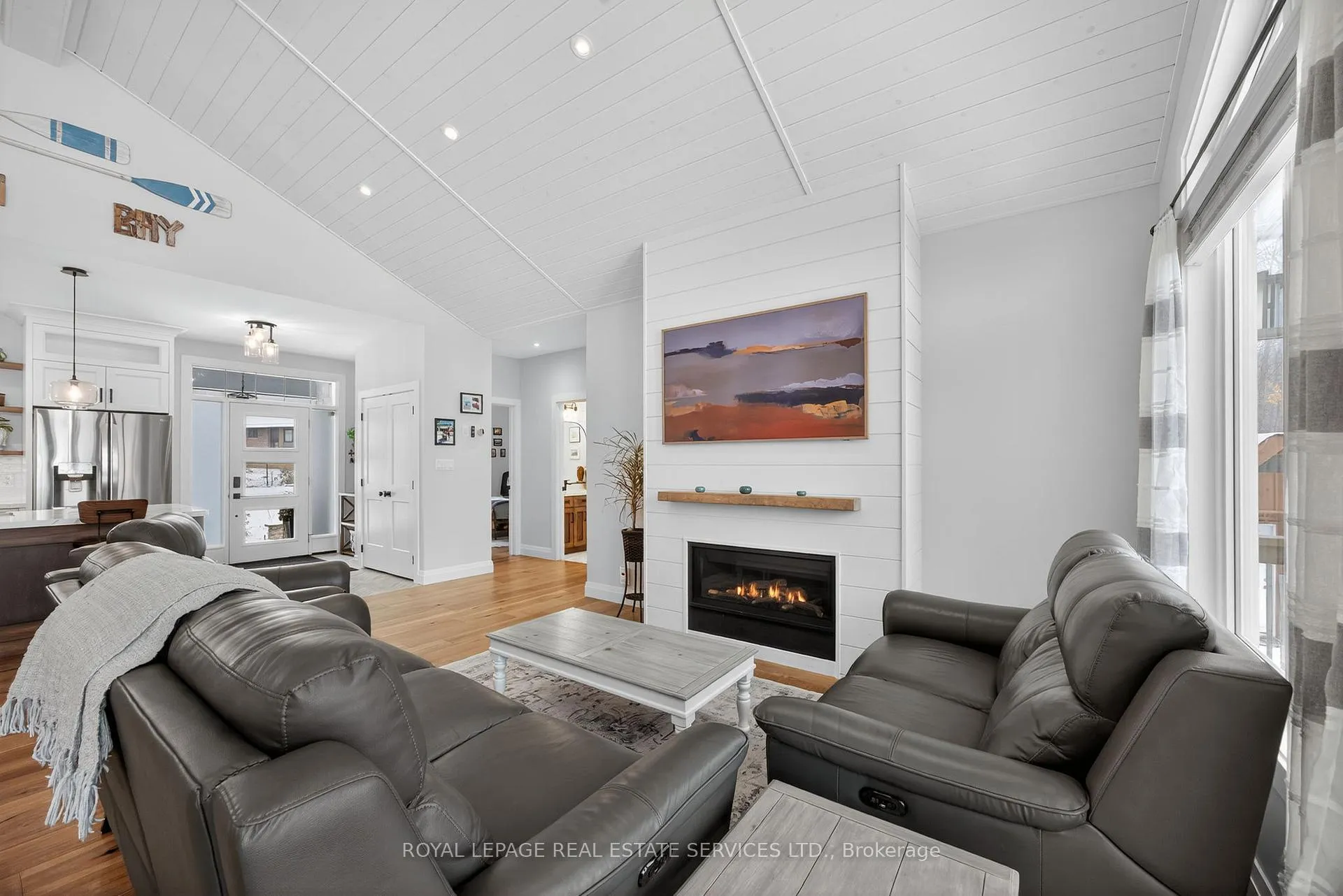 Photo 13 of 465 Parkview Court, Midland — HOMEH