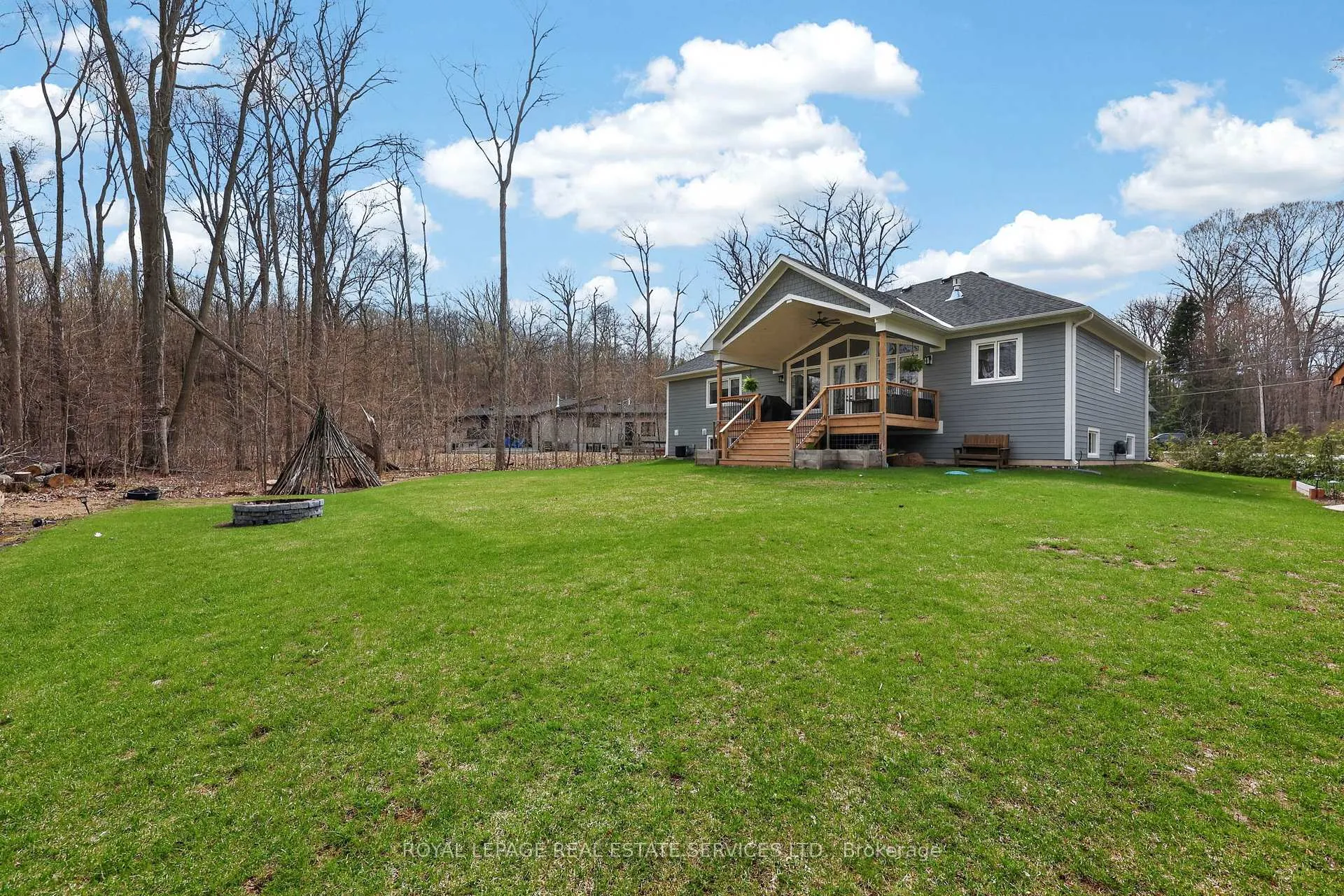 Photo 39 of 465 Parkview Court, Midland — HOMEH