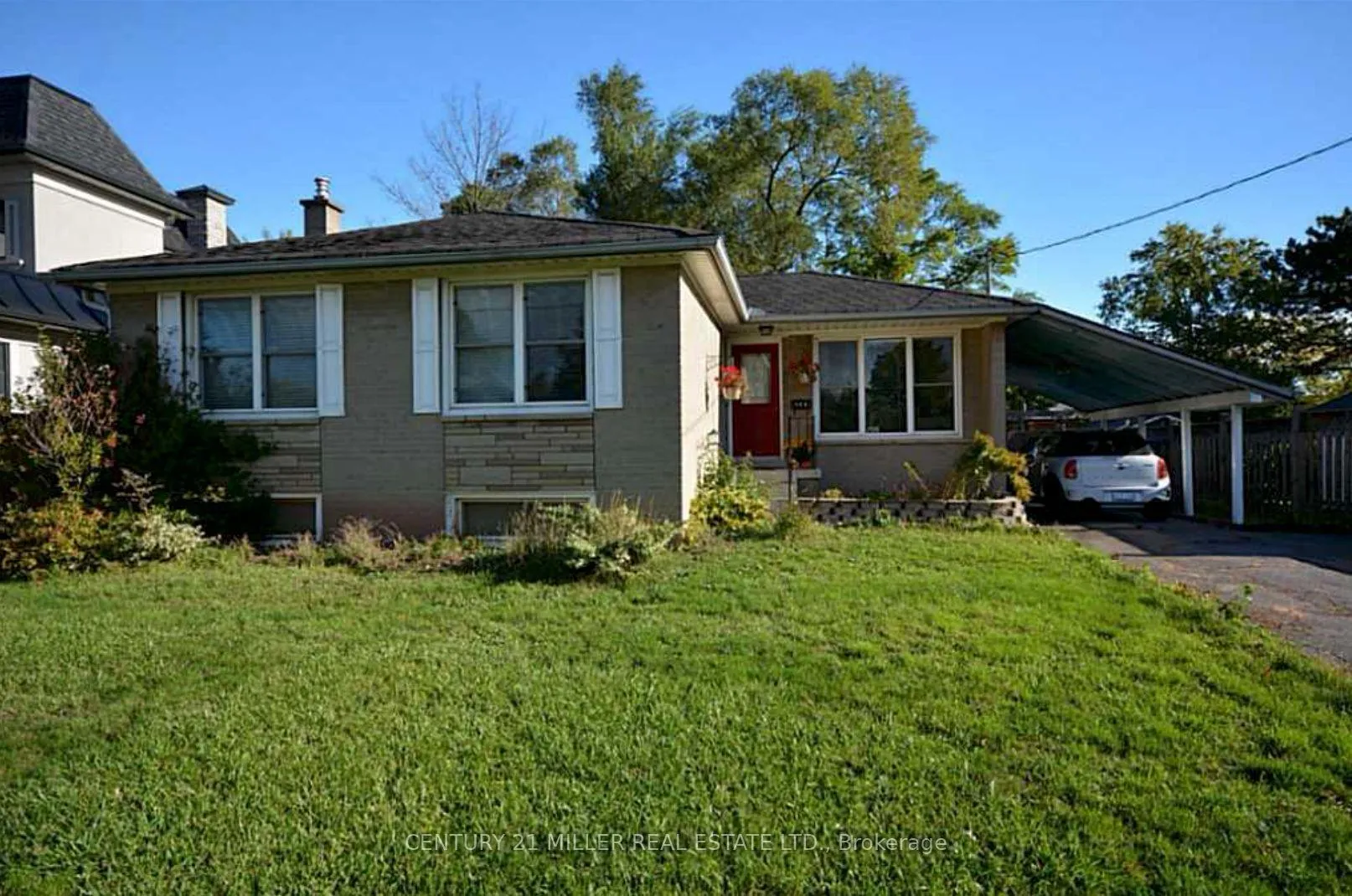 Photo 1 of 469 Scarsdale Crescent, Oakville, West — HOMEH