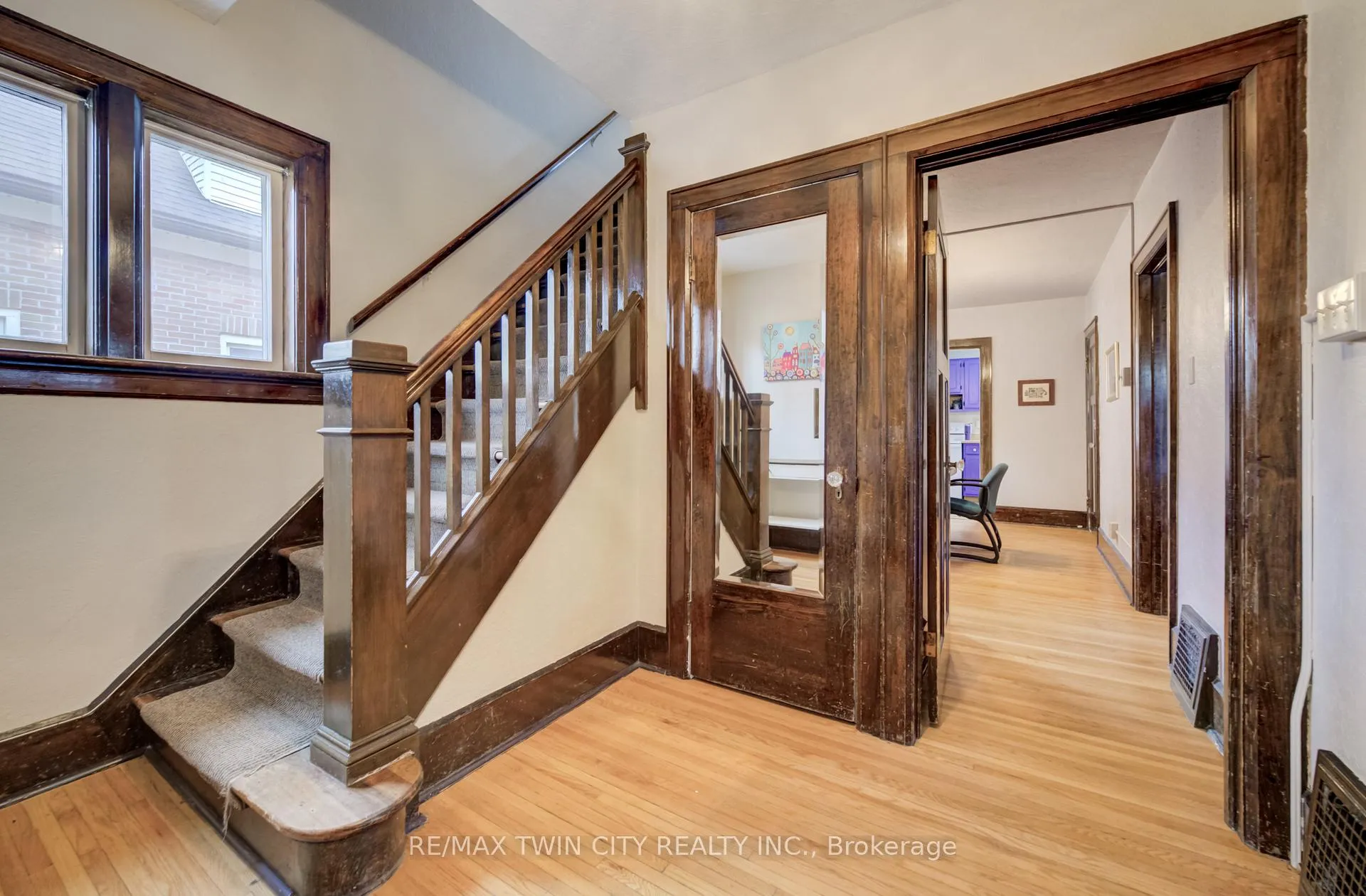 Photo 4 of 94 Stirling Avenue N, Kitchener — HOMEH