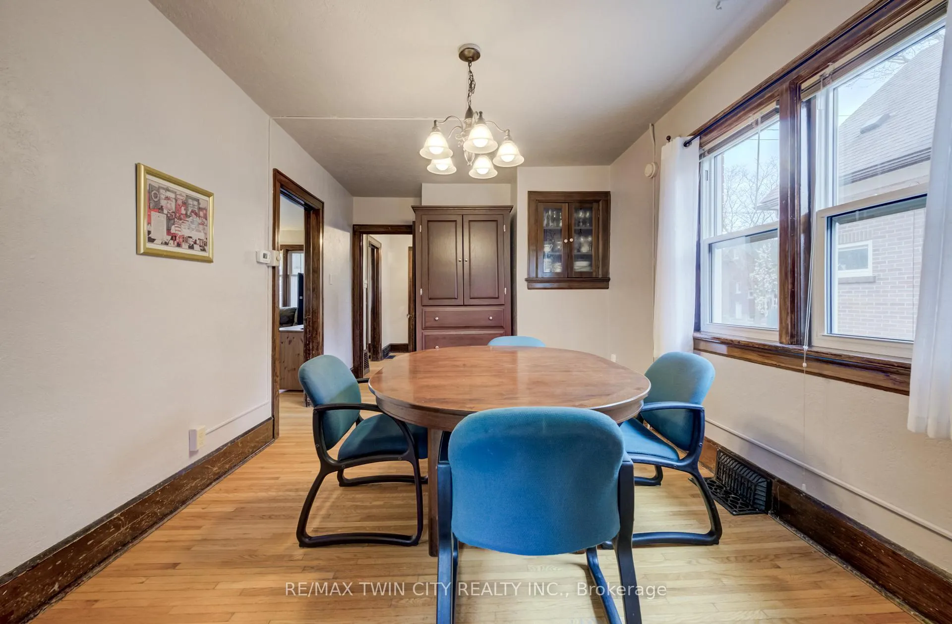 Photo 9 of 94 Stirling Avenue N, Kitchener — HOMEH