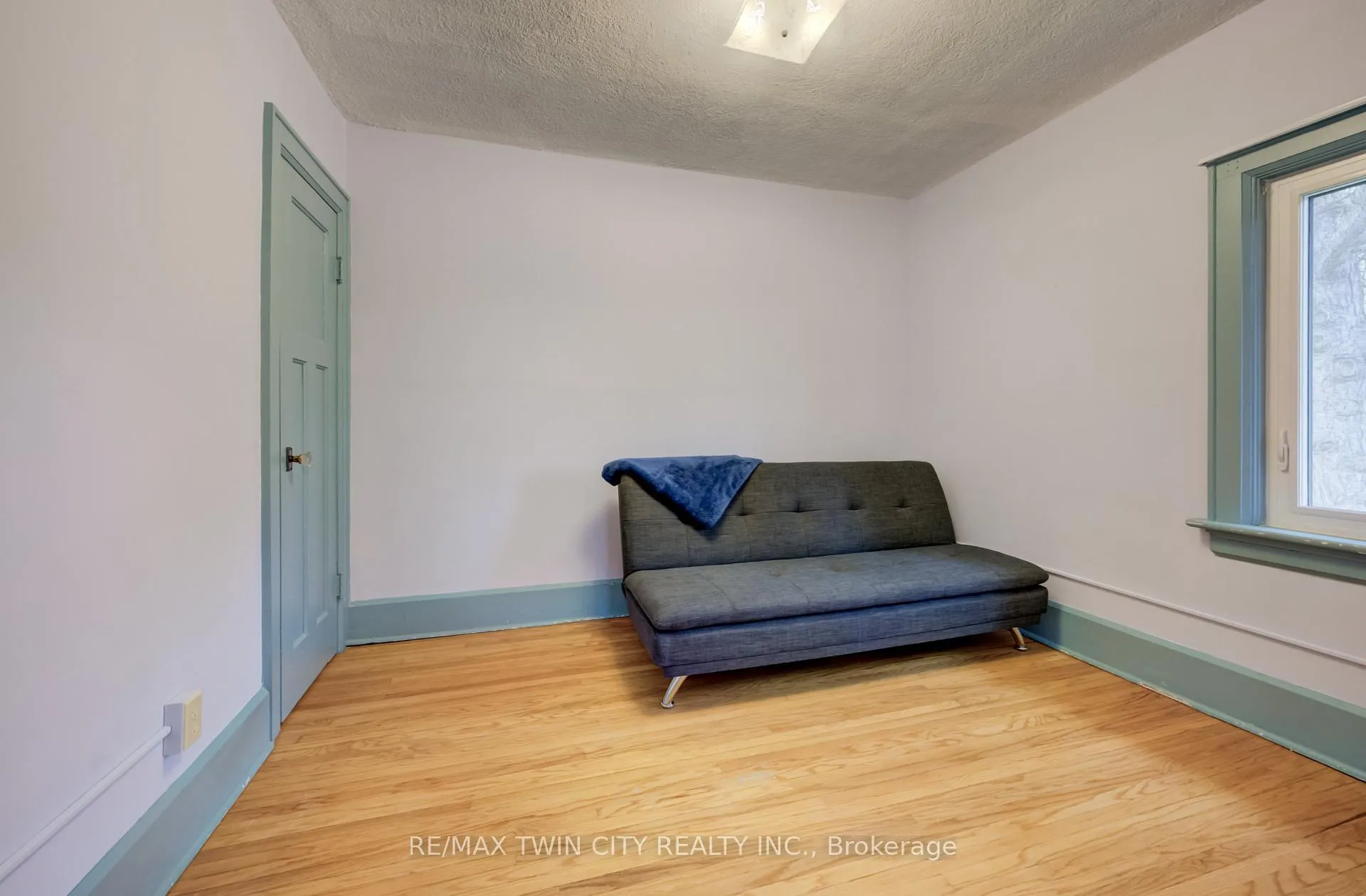 Photo 17 of 94 Stirling Avenue N, Kitchener — HOMEH