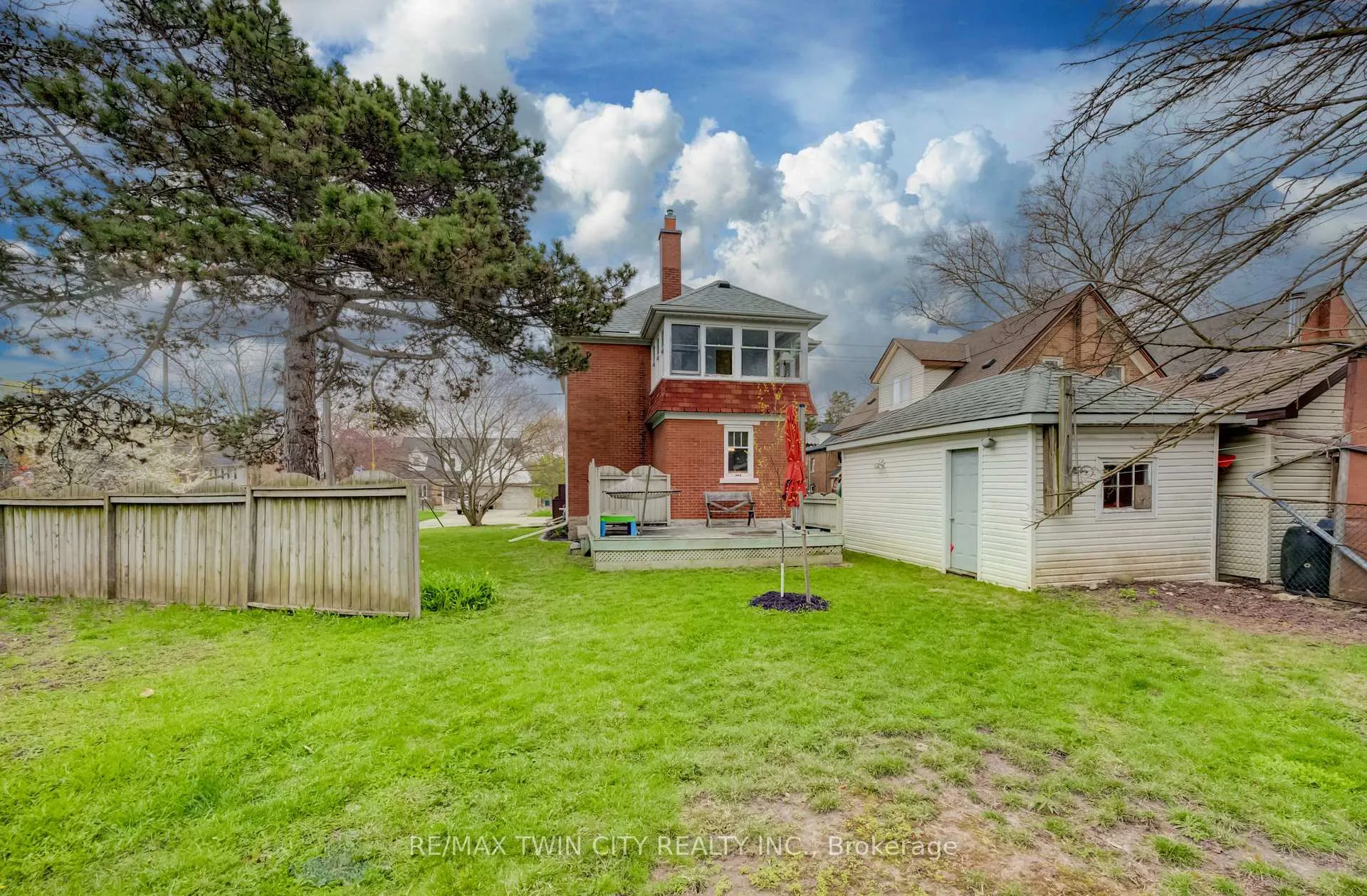 Photo 28 of 94 Stirling Avenue N, Kitchener — HOMEH