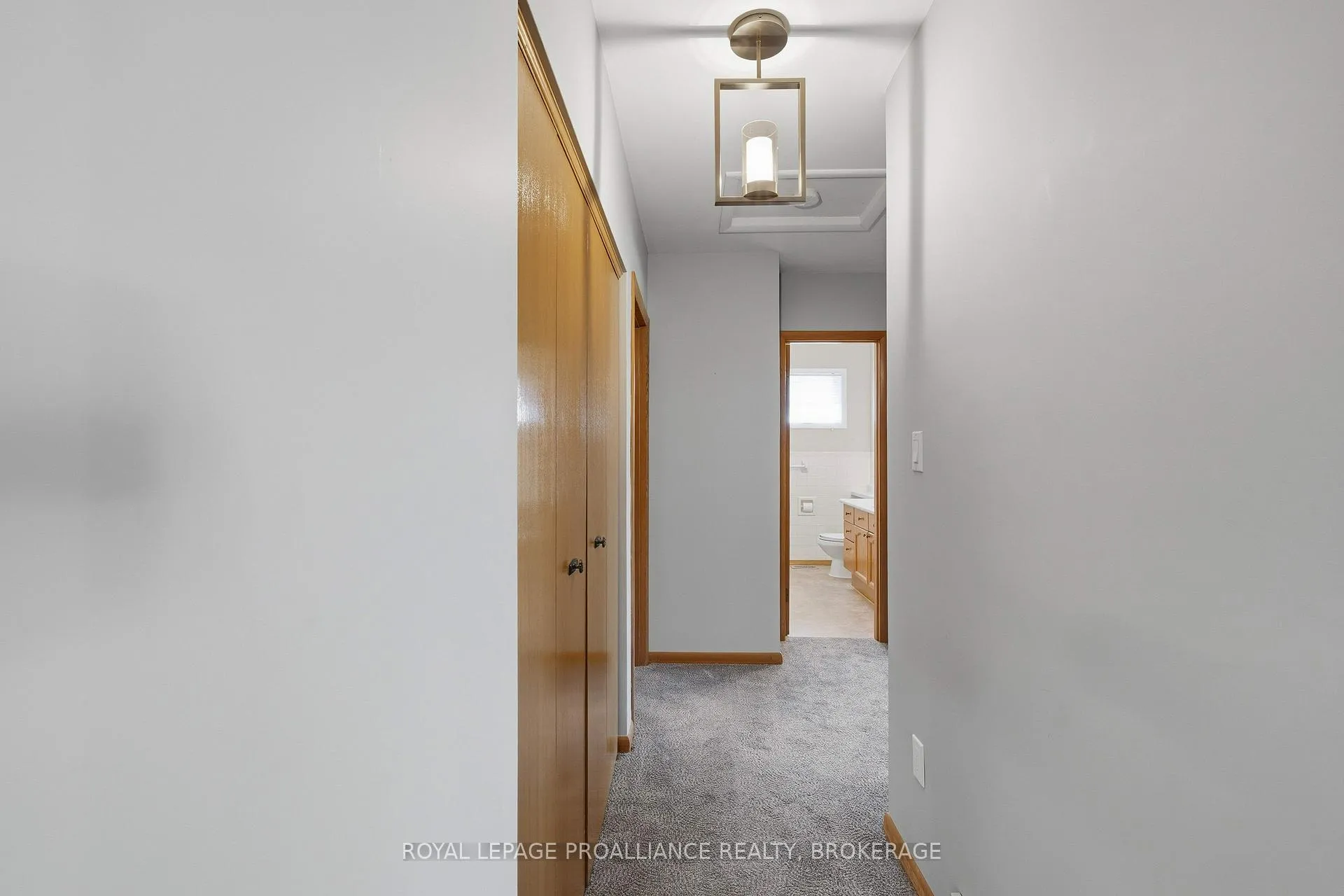 Photo 13 of 424 Parkview Drive, Kingston, City Southwest — HOMEH