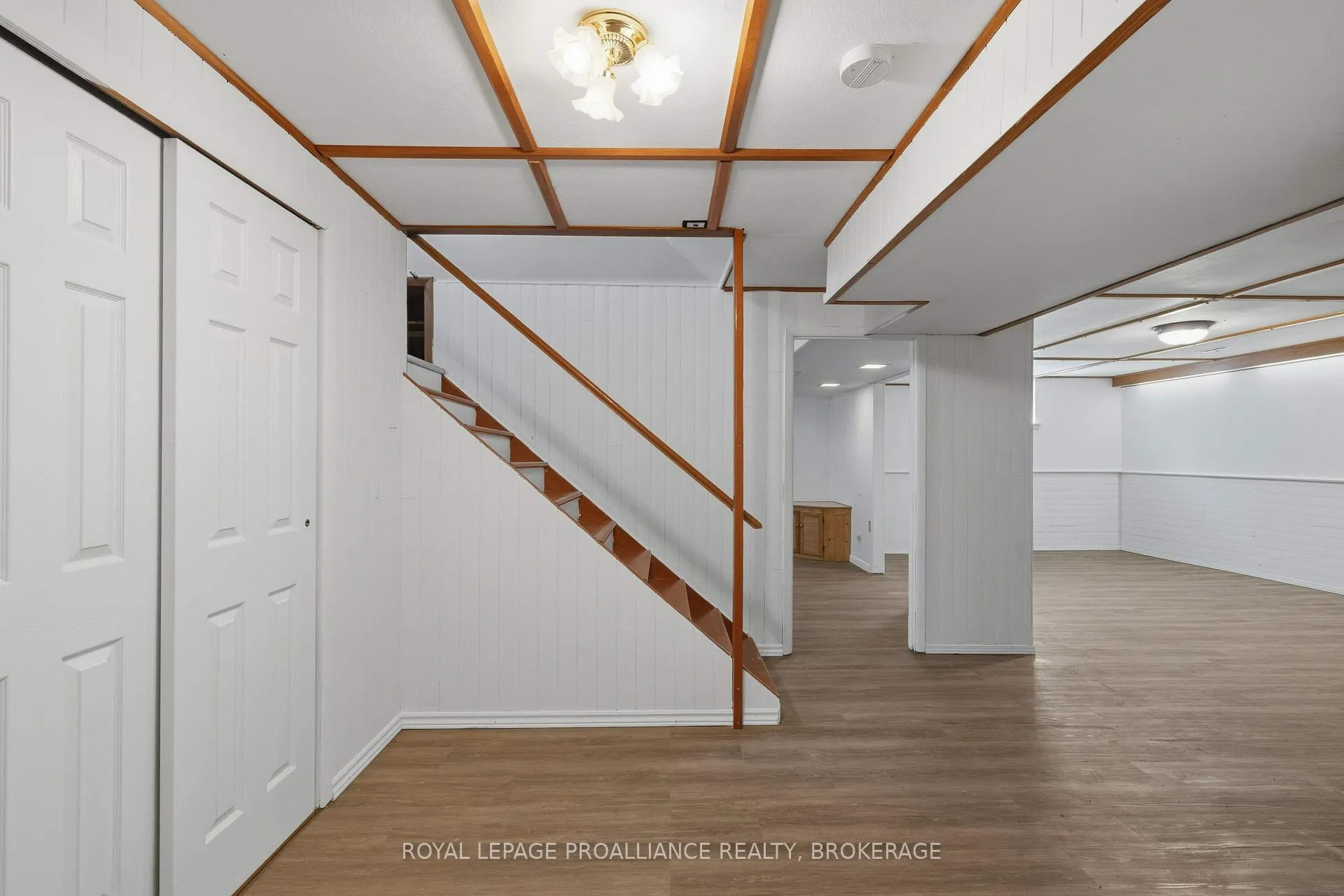 Photo 22 of 424 Parkview Drive, Kingston, City Southwest — HOMEH