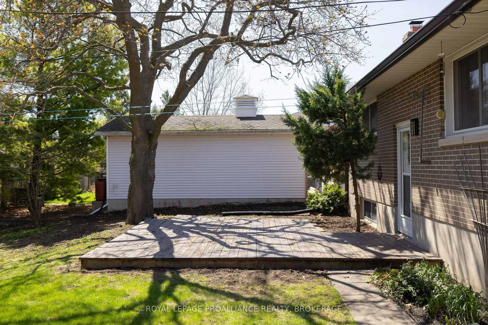 Photo 33 of 424 Parkview Drive, Kingston, City Southwest — HOMEH