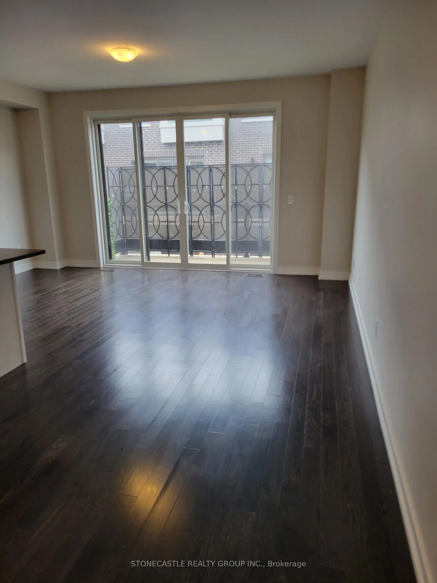 Photo 14 of 98 Salterton Circle, Vaughan, Maple — HOMEH