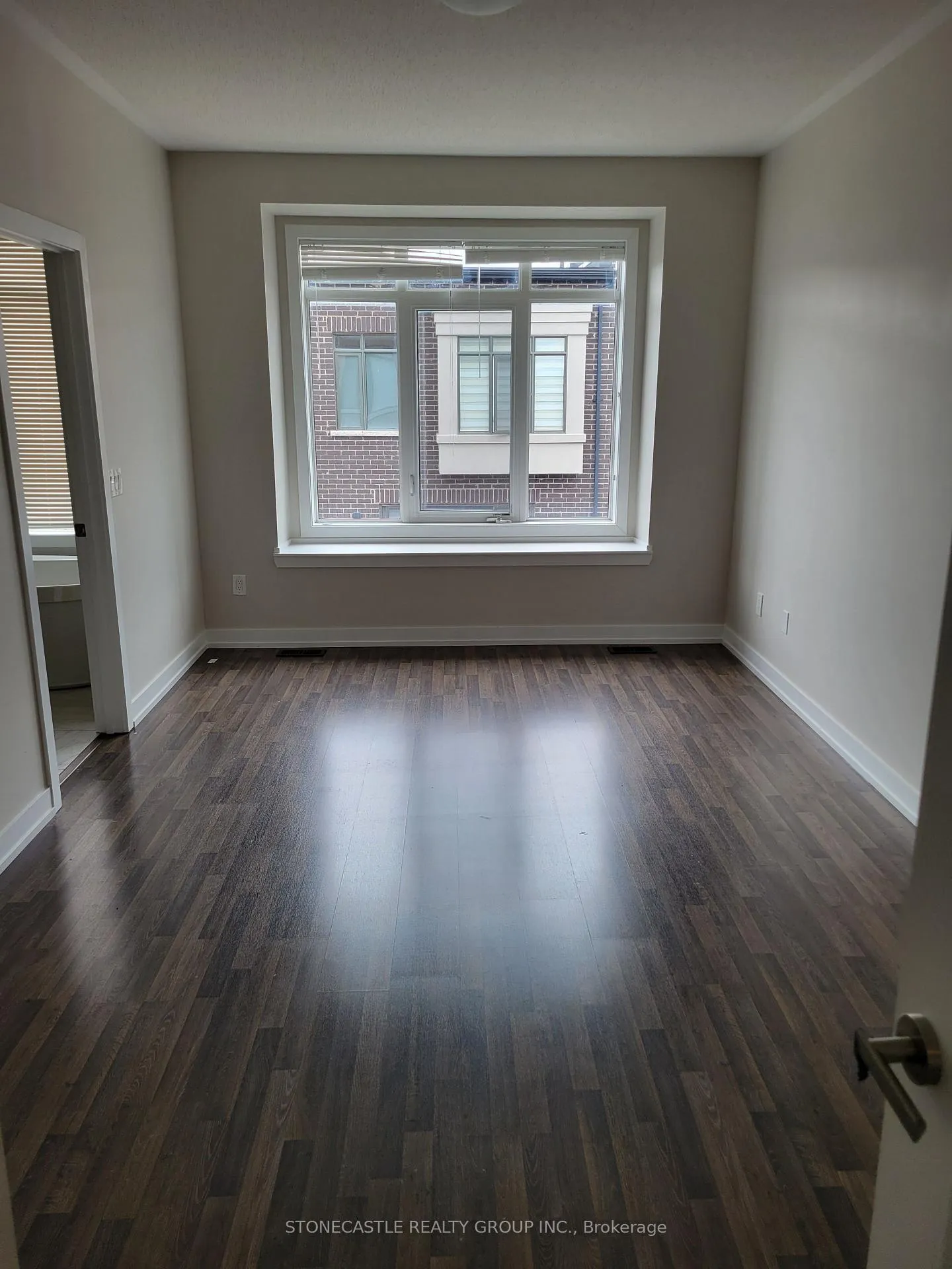 Photo 19 of 98 Salterton Circle, Vaughan, Maple — HOMEH