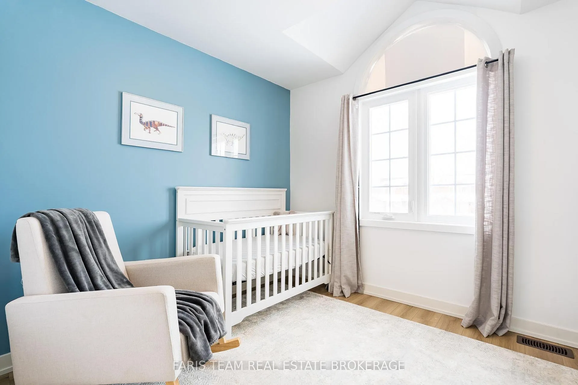Photo 19 of 6 Majesty Boulevard, Barrie, Innis-Shore — HOMEH