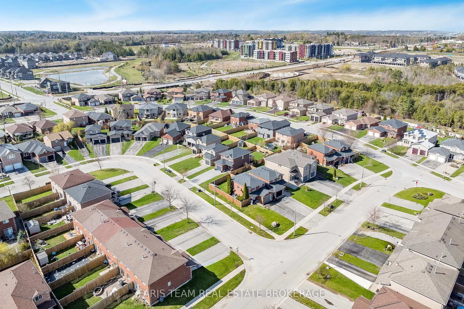Photo 30 of 6 Majesty Boulevard, Barrie, Innis-Shore — HOMEH