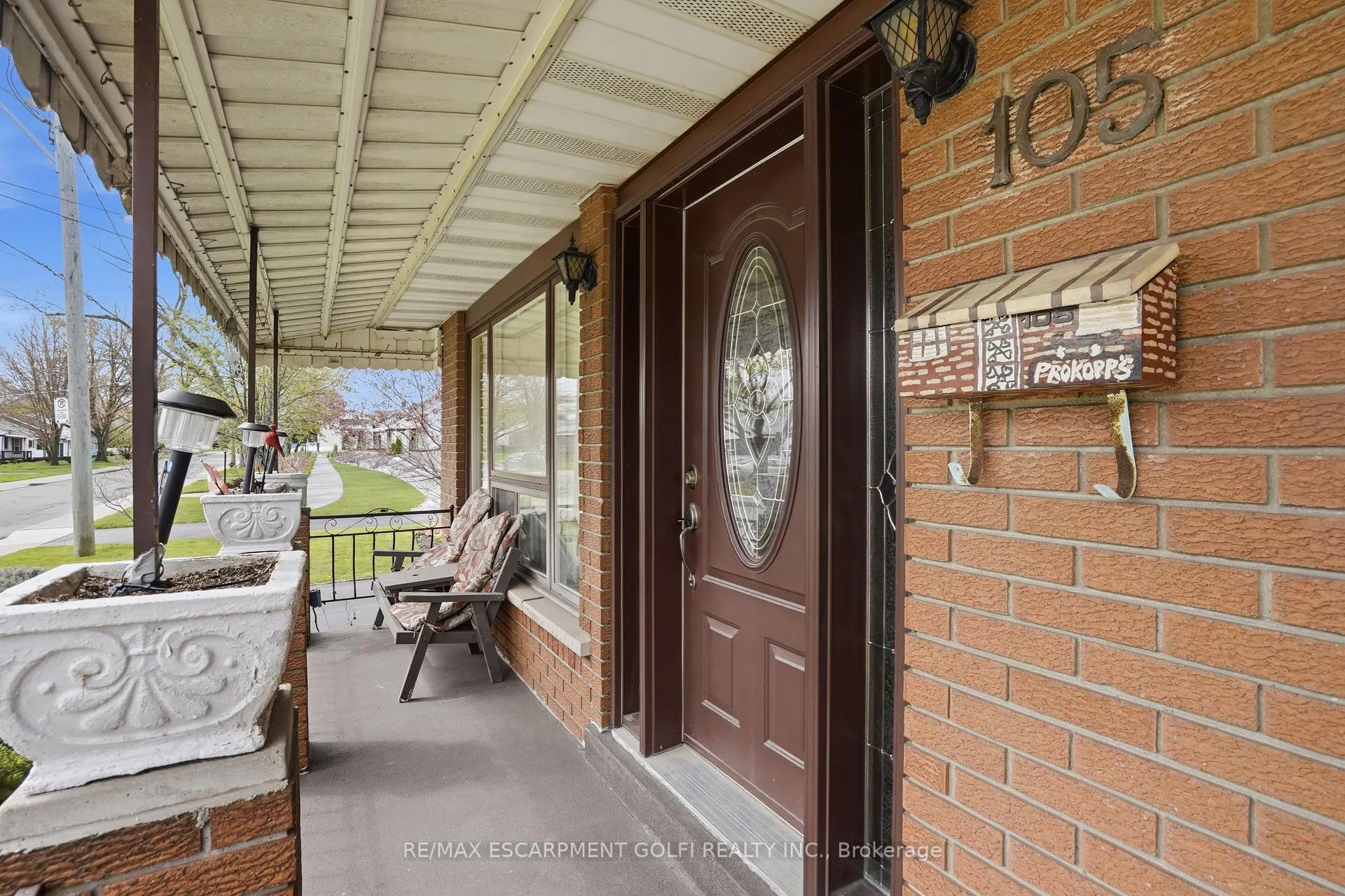 Photo 4 of 105 Tolton Avenue, Hamilton, Normanhurst — HOMEH