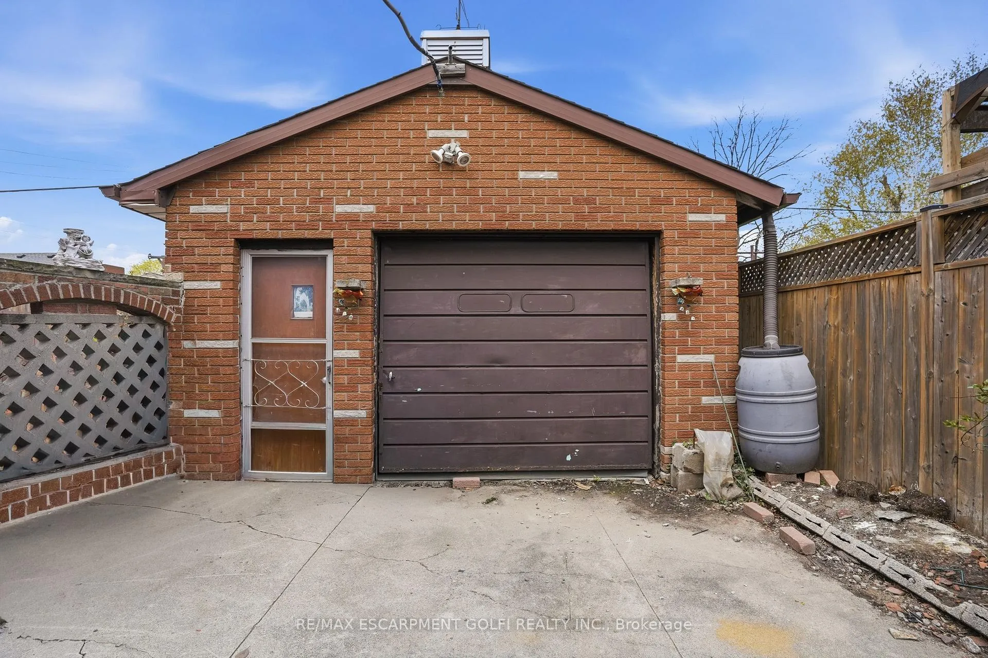 Photo 24 of 105 Tolton Avenue, Hamilton, Normanhurst — HOMEH